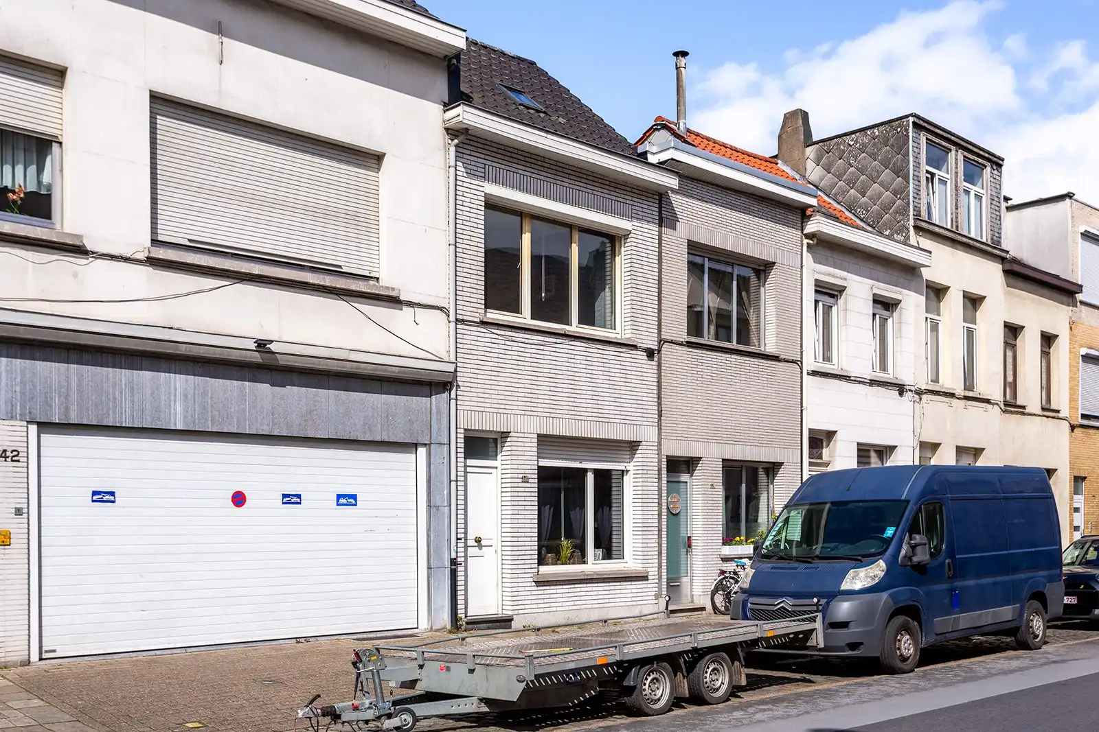 Gezinswoning met zonnige tuin en veel potentieel naast het Kielpark foto 2