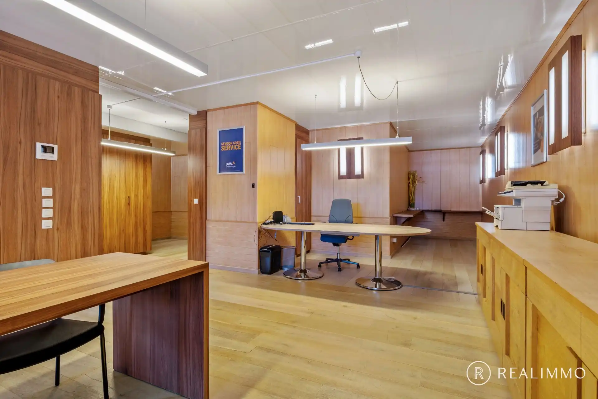 Handelspand in centrum Moorslede foto 12