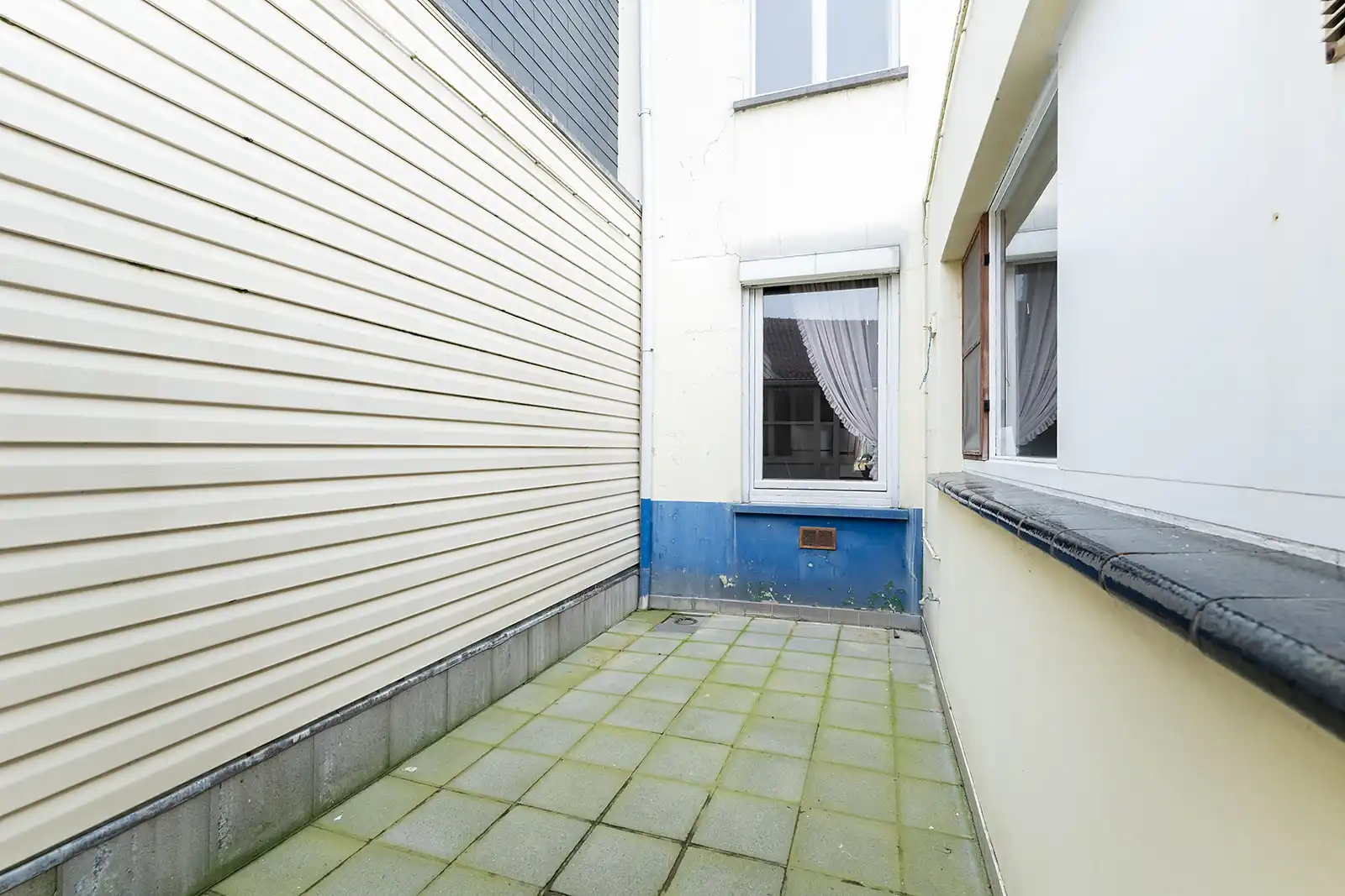 Ruime gezinswoning met 4 slaapkamers in het hart van Heist. foto 8