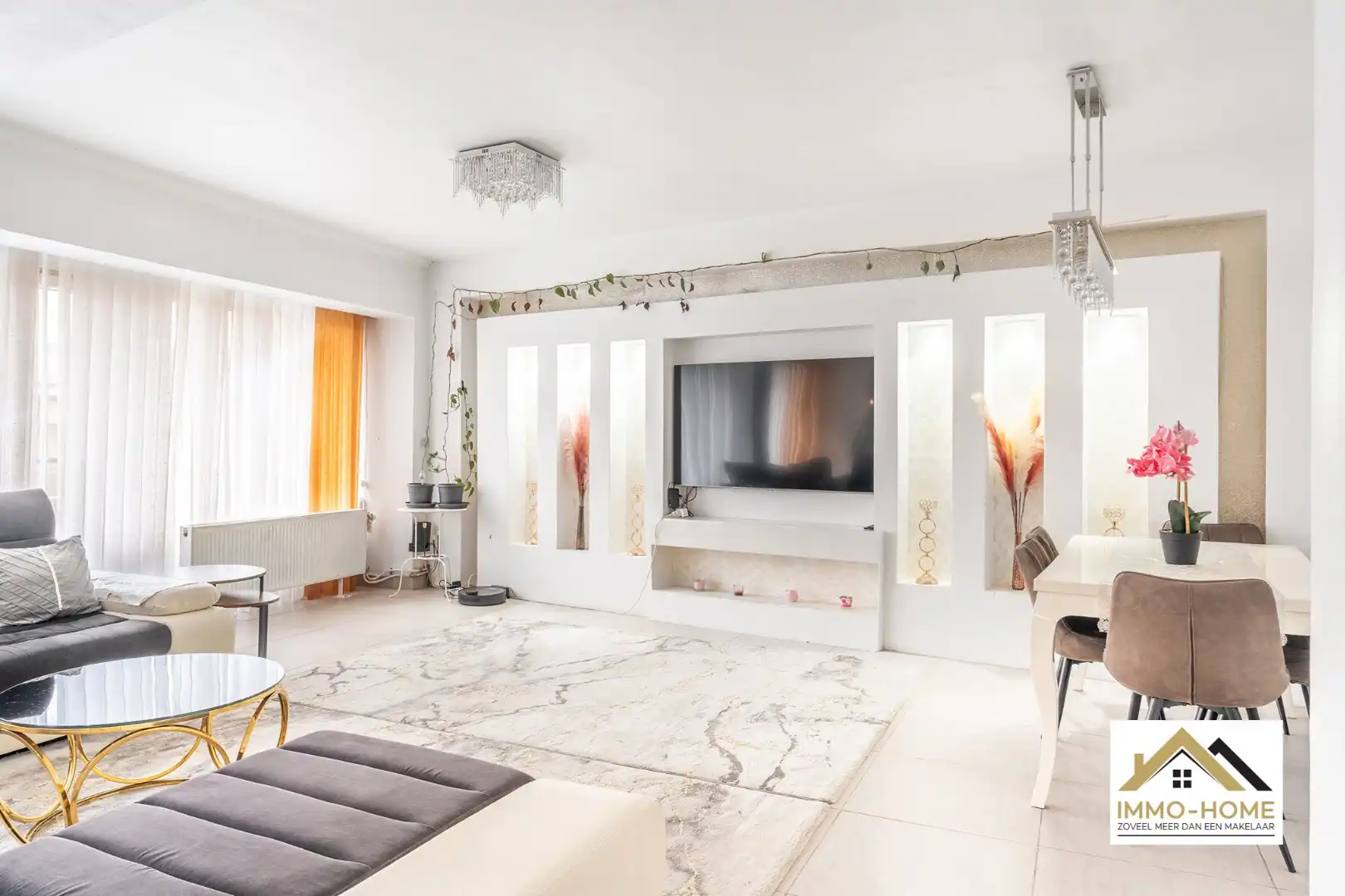 Hoofdfoto van de publicatie: Appartement van 142 vierkante meter centrum Lokeren 