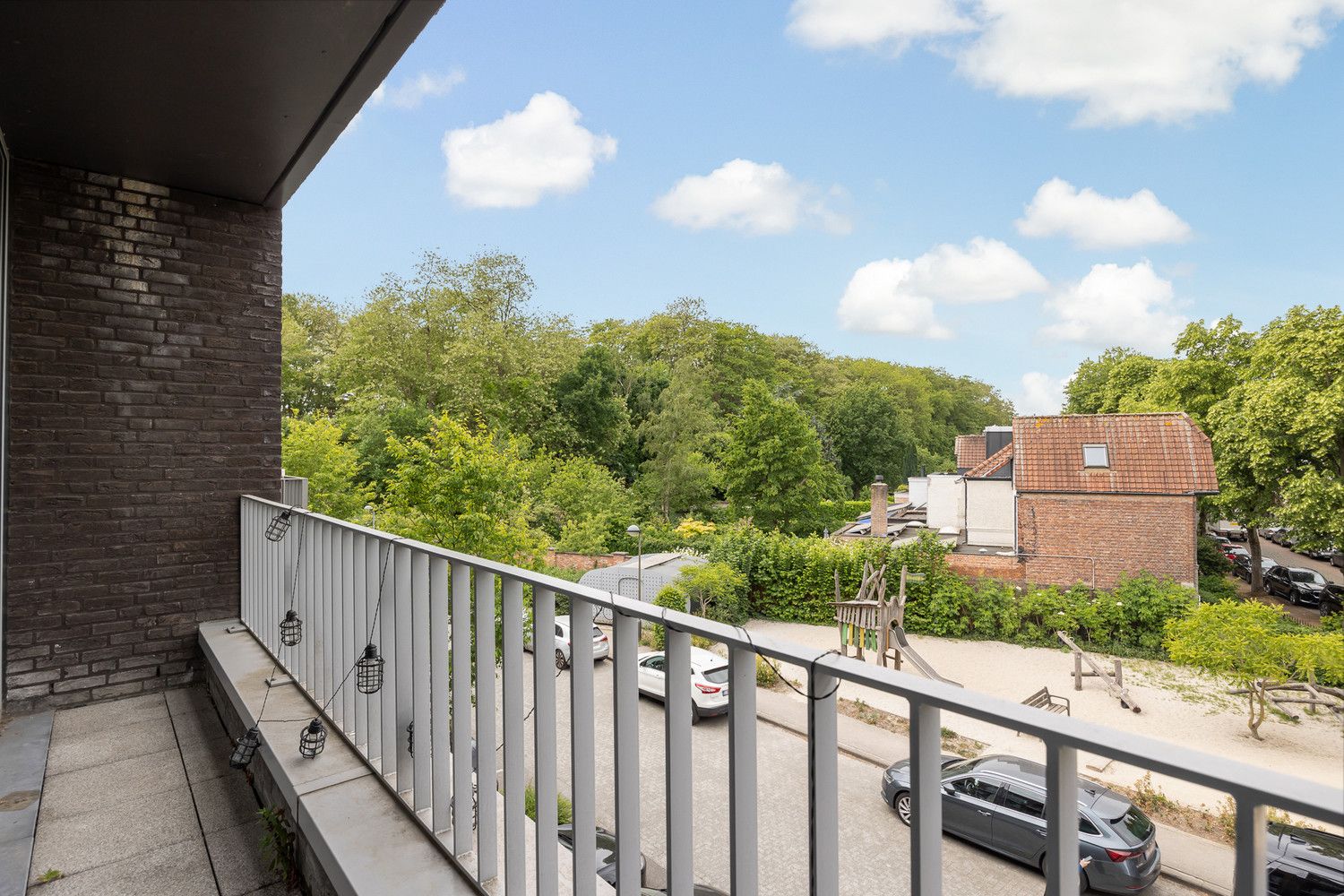 Energiezuinig (EPC A!) en verhuurd 2 slk-appartement (90m²) in een kwaliteitsvol en recent gebouw op de grens Mortsel/Berchem met optionele ondergrondse parking foto 11
