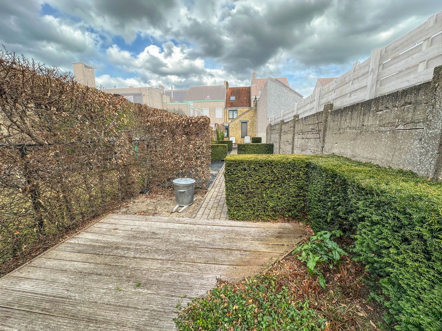 Hoofdfoto van de publicatie: Gerenoveerde woning met zonnige tuin in het hartje van Koksijde-dorp.