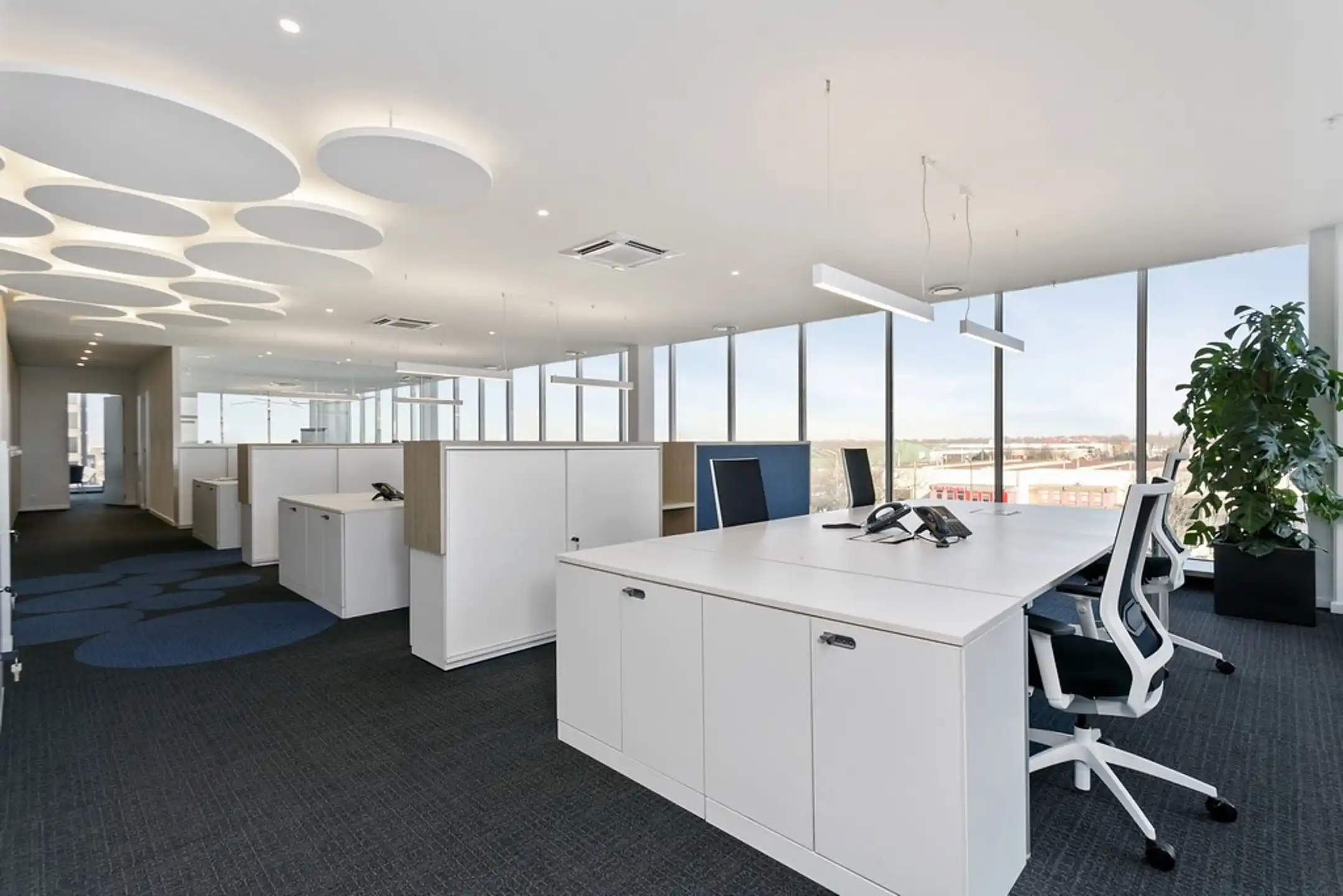 Antwerpen: Kantoren te huur in Ahlers Building foto 2