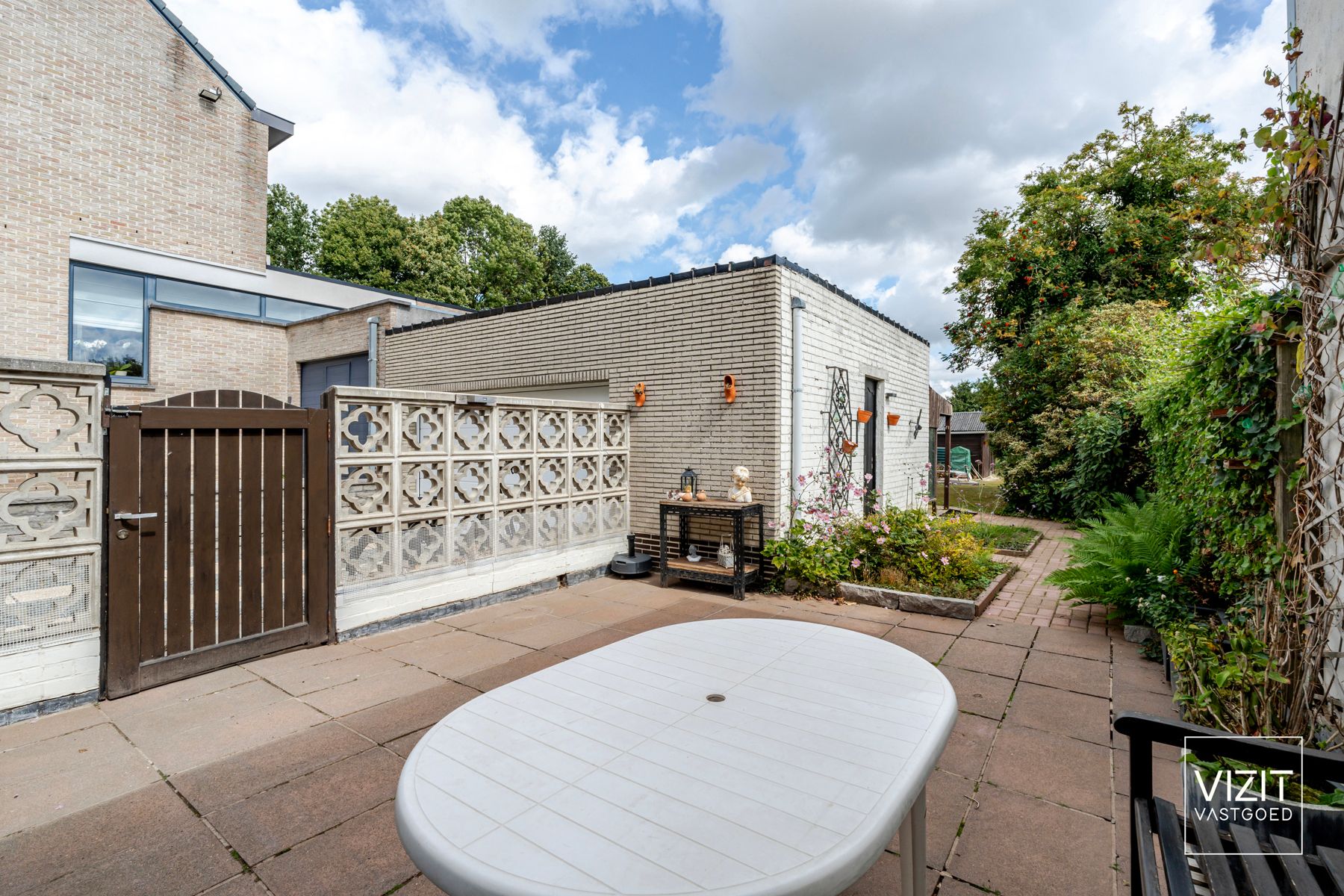 Ruime gezinswoning met tuin en garage in Denderhoutem foto 19