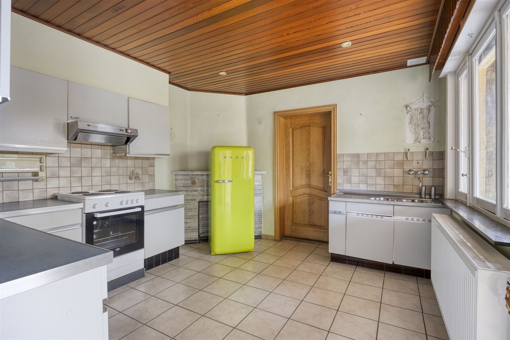 TE KOOP: Woning met 3 slaapkamers op breed perceel! foto 7