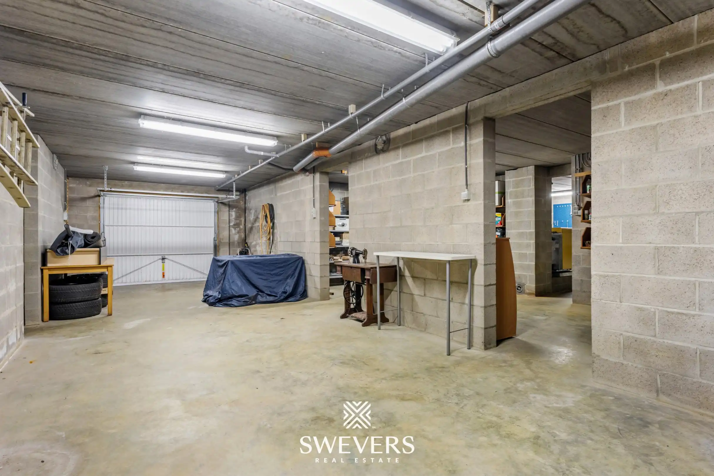  Instapklare woning met goede bereikbaarheid op 10 are 43 ca in Paal foto 27