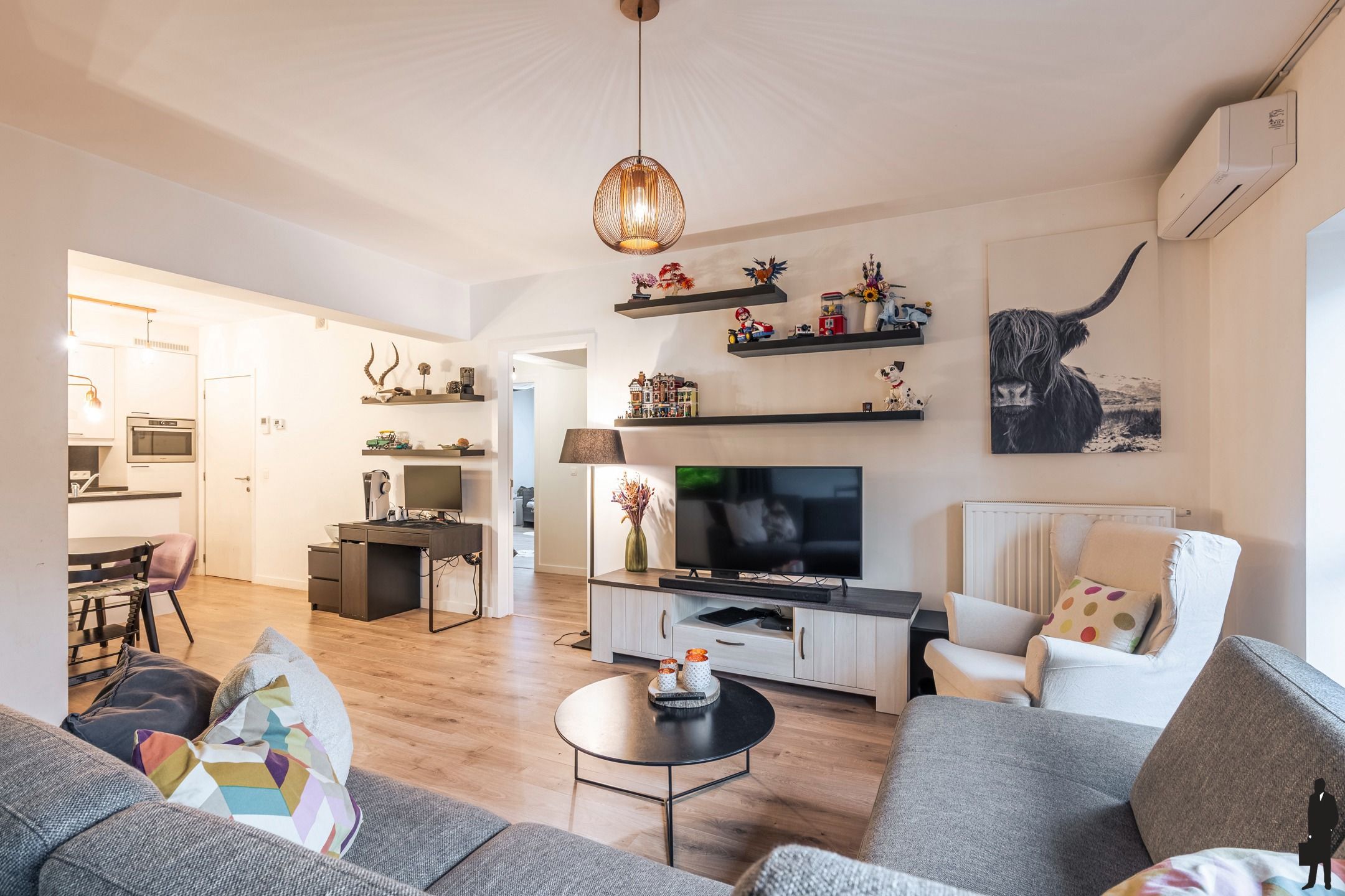 Stijlvol appartement met 2 slaapkamers in hartje Hoogstraten foto 3