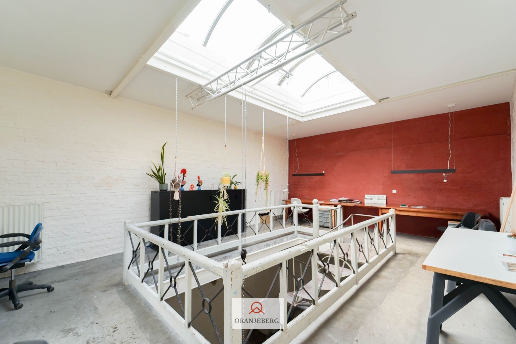 Polyvalente atelierruimte-magazijn-loods foto 19