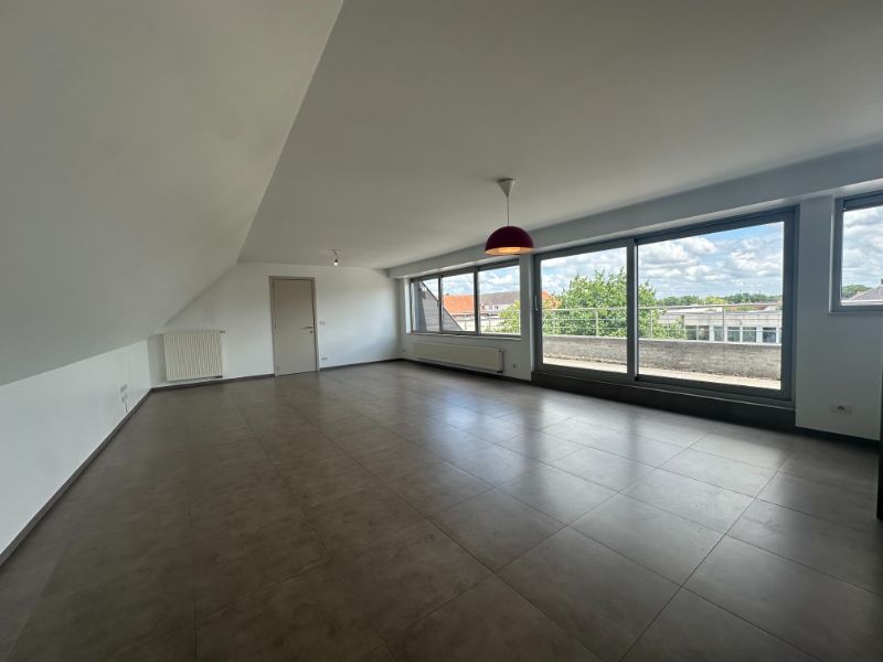 Instapklaar lichtrijk 2 slpk-appartement foto 2