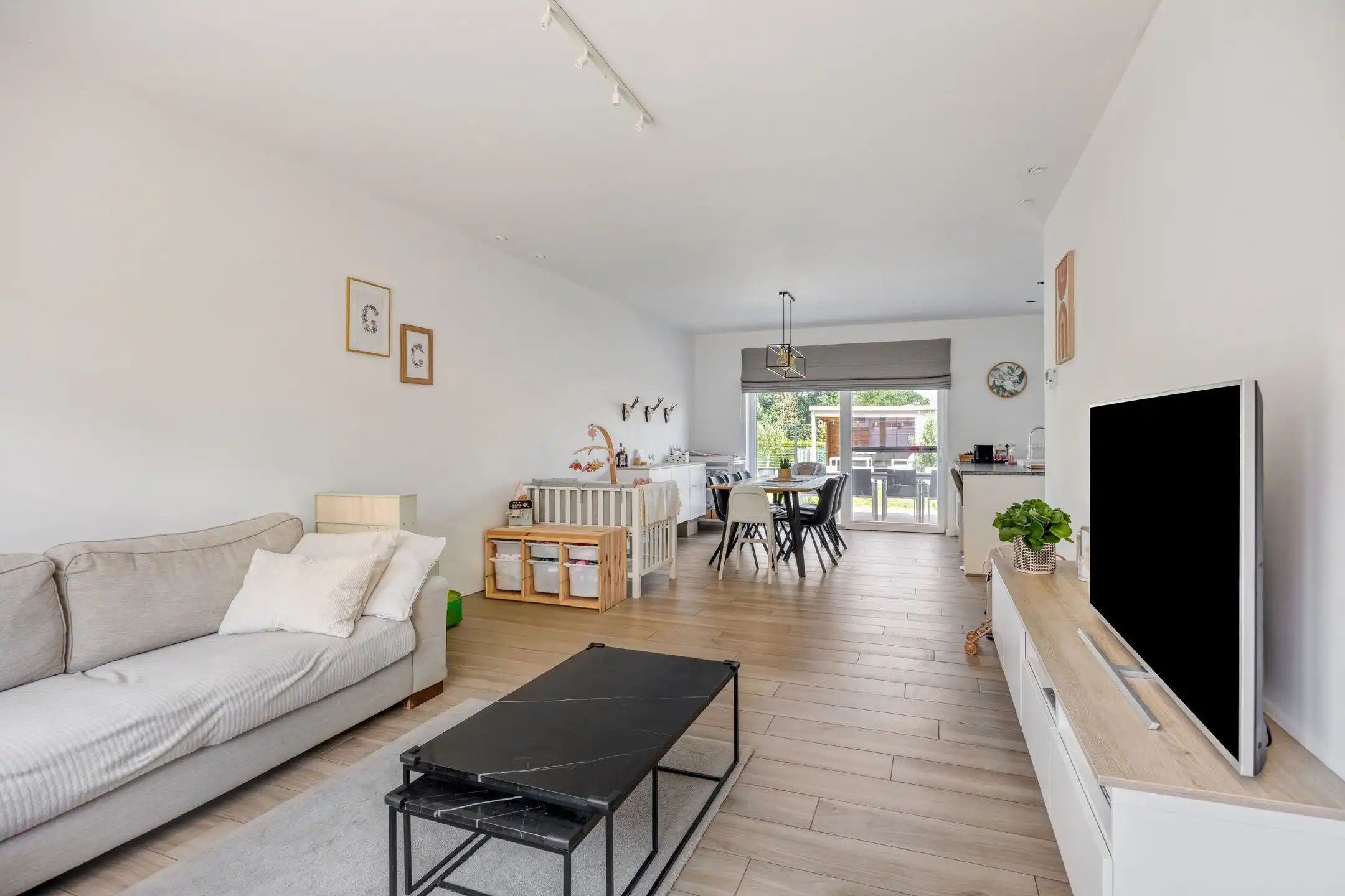 Recente energiezuinige woning met landelijke charme foto 4