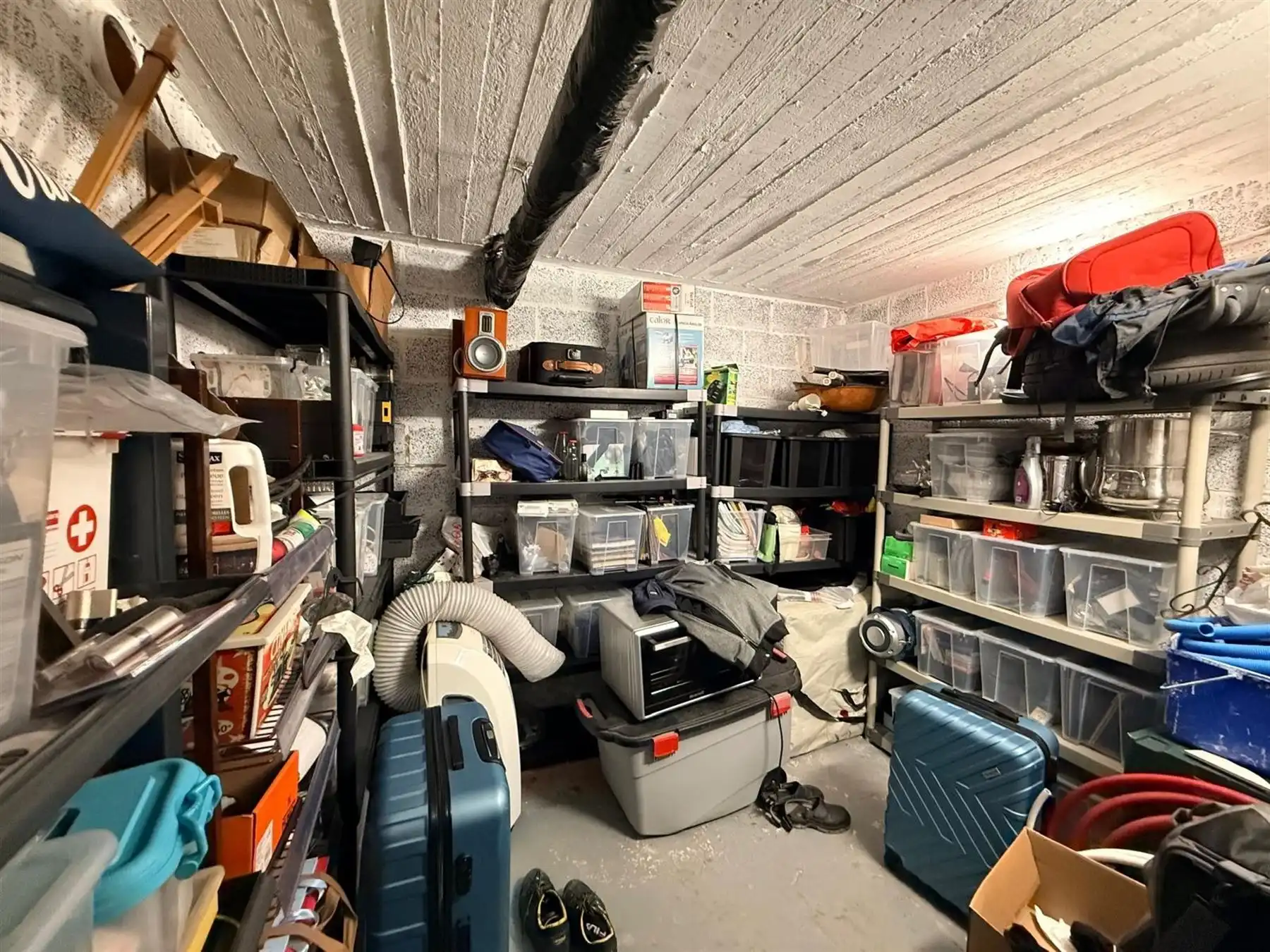 APPARTEMENT OP DE 1 E EN 2 E VERDIEPING INCLUSIEF GARAGE  foto 12