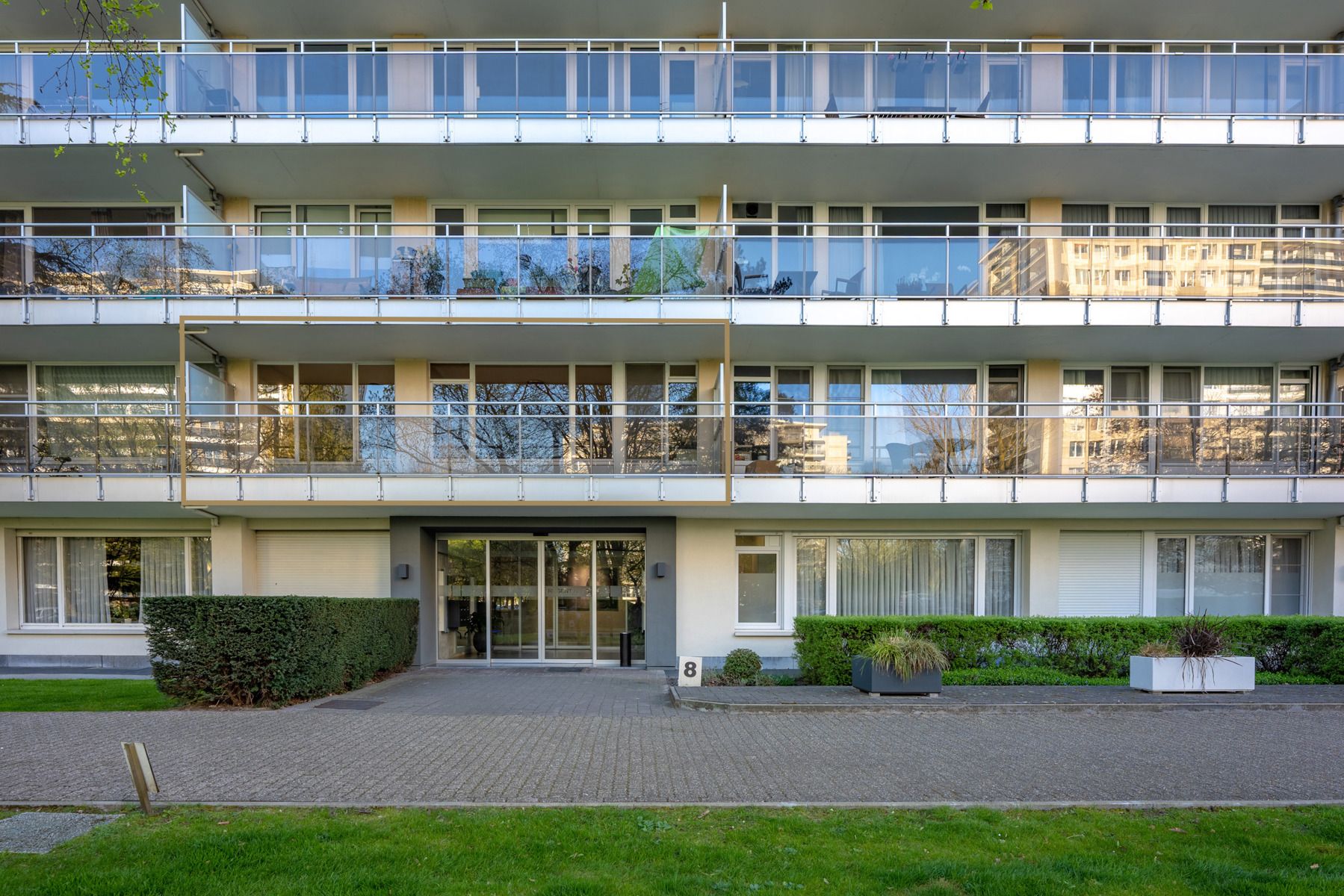Charmant appartement met potentieel in standingvol gebouw foto 2