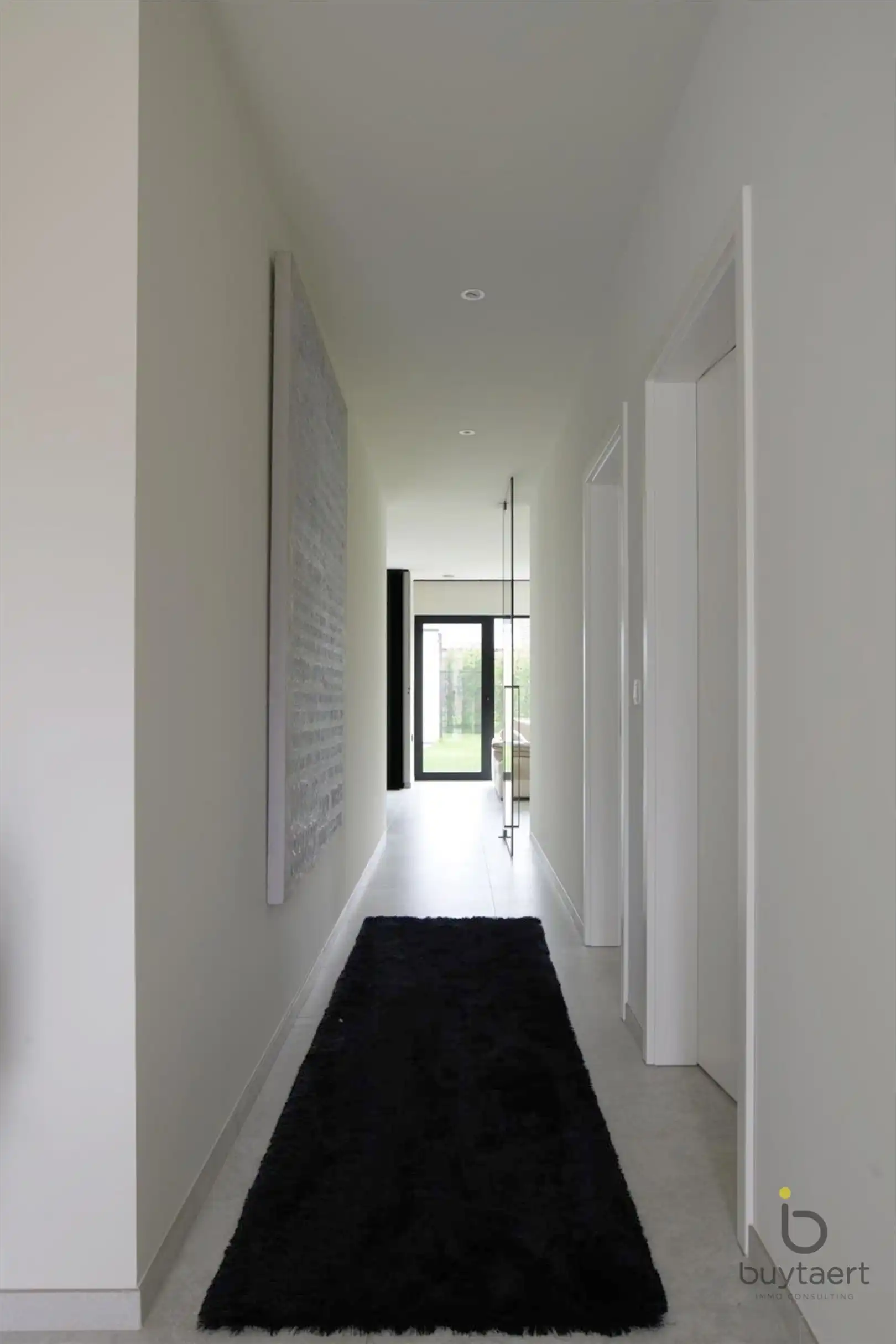 Knappe GELIJKVLOERSE villa + bijgebouw te Halle! foto 44