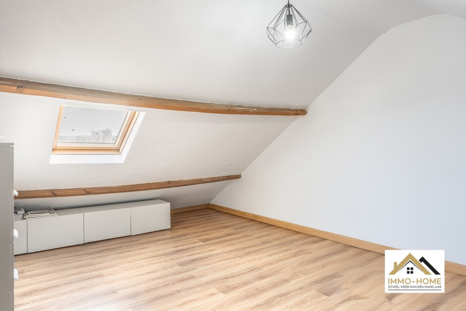 Vrijstaande volledig gerenoveerde woning met riante tuin te Oostakker foto 20