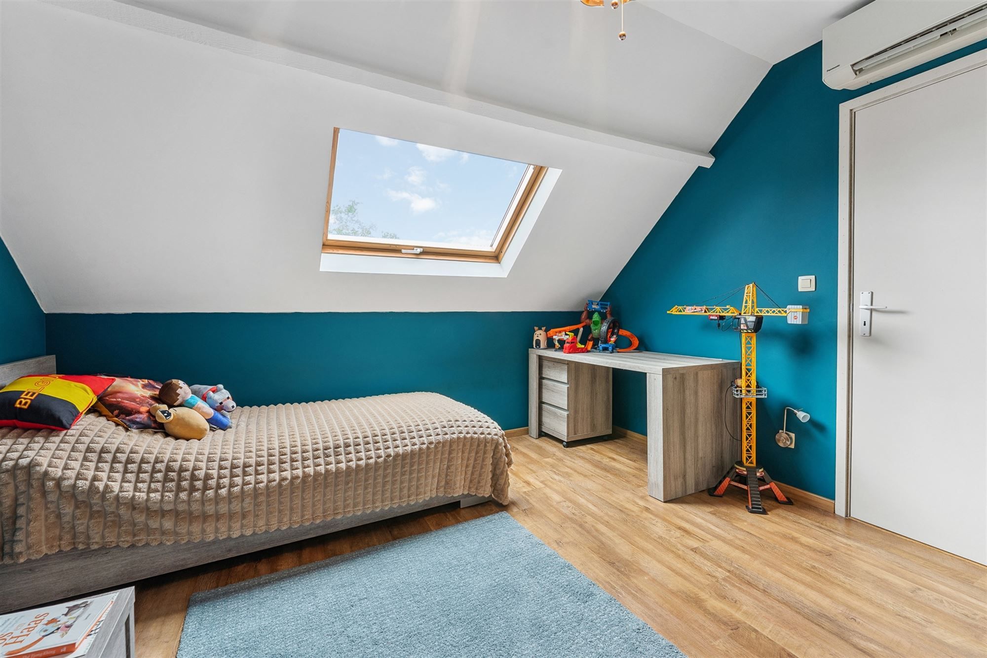 GERENOVEERD PRACHTIG HERENHUIS NABIJ CENTRUM! foto 20