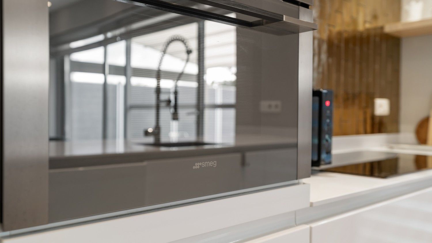 Moderne, instapklare woning met luxe afwerking en zwembad in Sint-Truiden foto 10