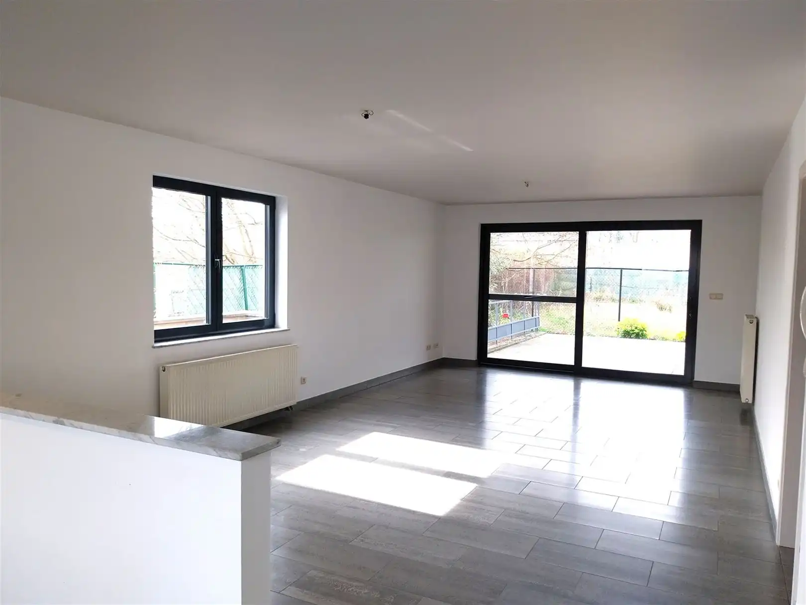 TE HUUR: Gelijkvloers appartement met 3 slaapkamers in Heusden-Zolder! foto 4