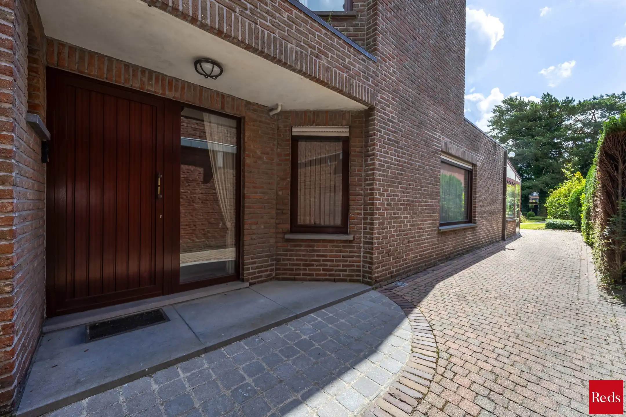 Woning met 4 slaapkamers en prachtige tuin in Zandhoven foto 4
