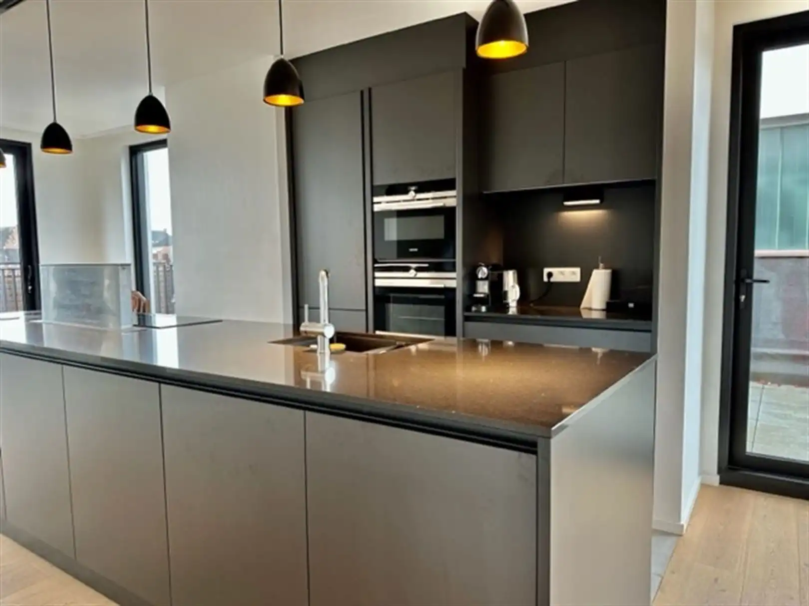 Luxueus app met 3 slpk en 2 garages in centrum Oudenaarde foto 4