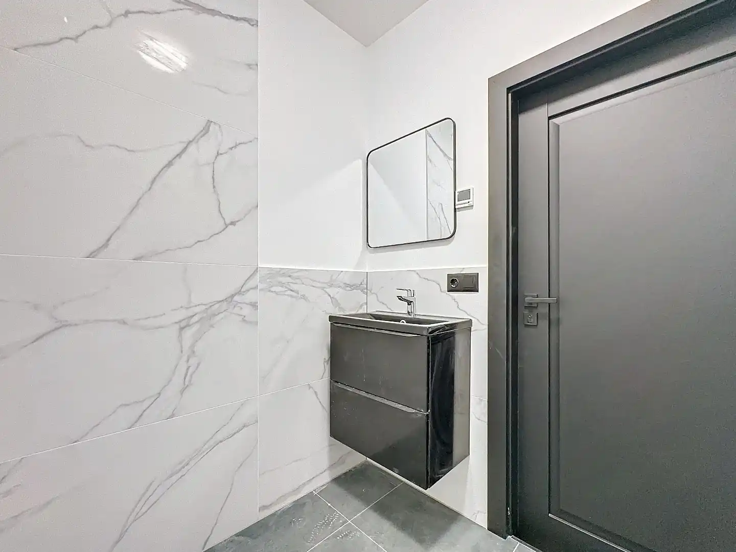 Gerenoveerd dakappartement in centrum Axel foto 8