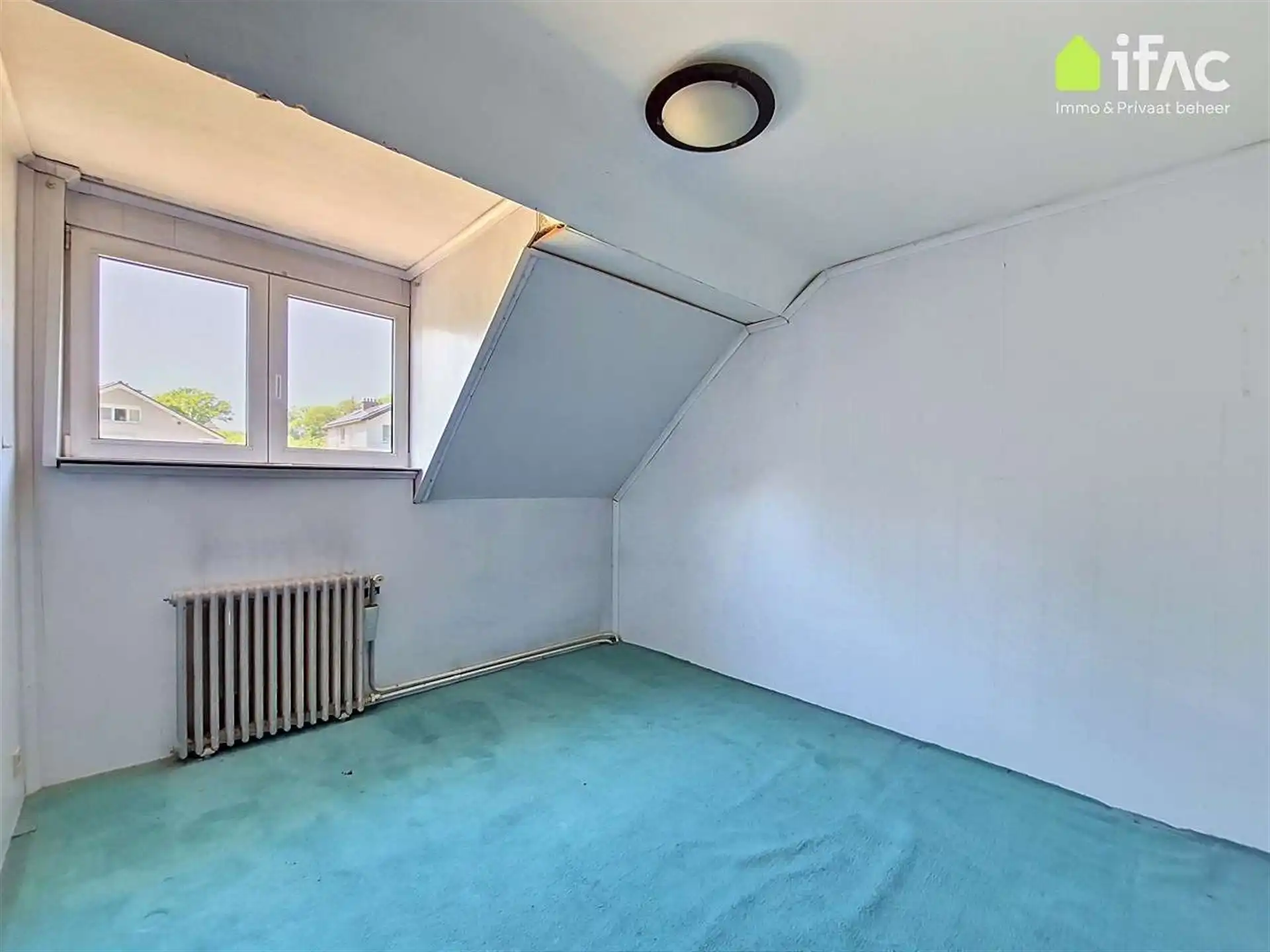 Prachtige te renoveren villa met ZW-gerichte tuin  foto 18