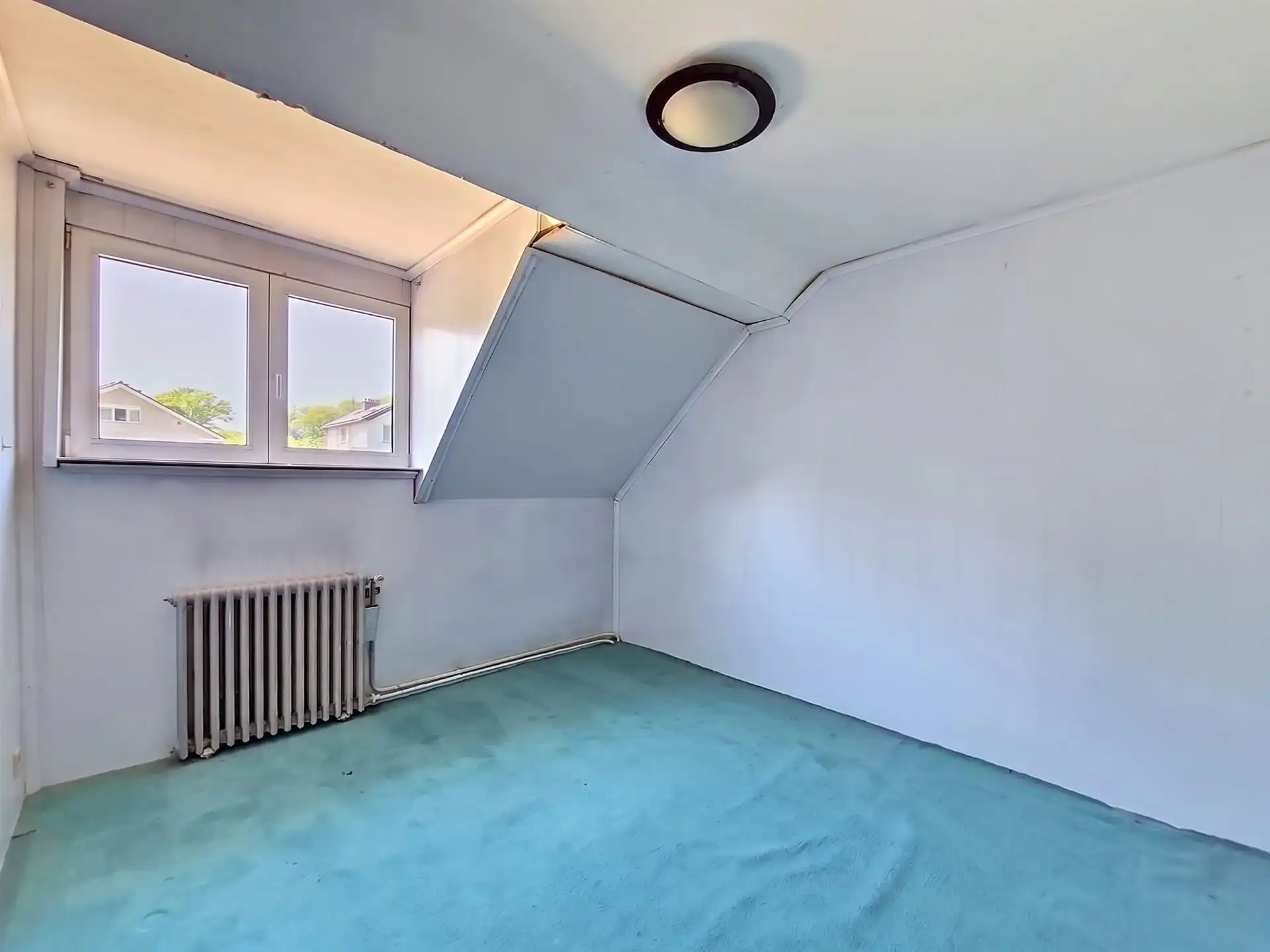 Prachtige te renoveren villa met ZW-gerichte tuin  foto 18