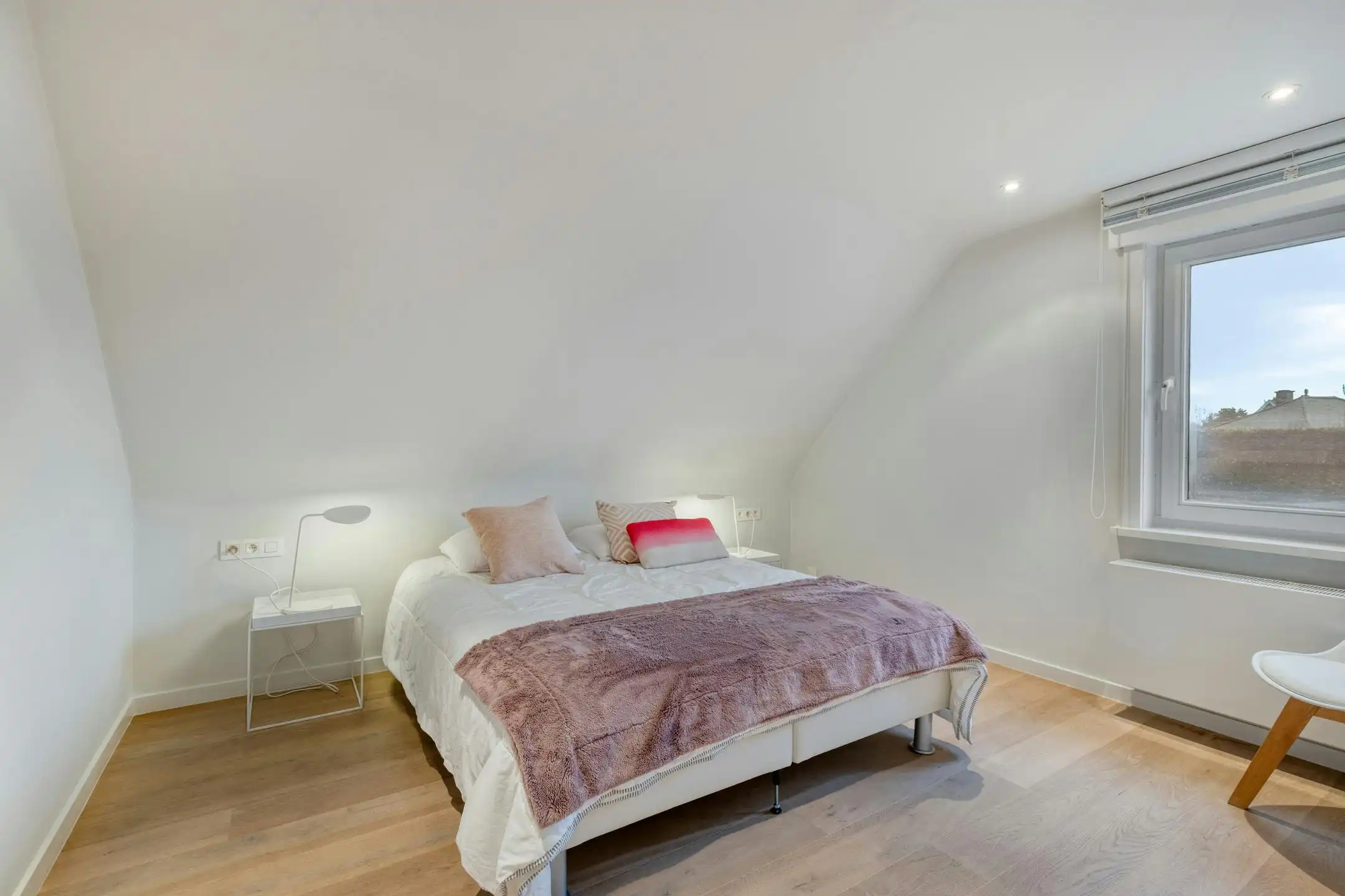 Villa met twee vergunde vakantiewoningen te Sint-Idesbald foto 22