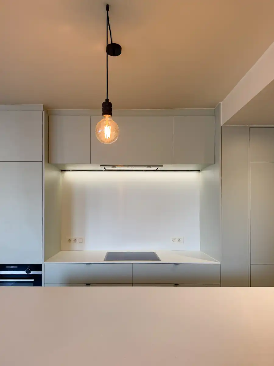 Gerenoveerd 2-slaapkamerappartement met uitzicht op Sint-Baafskathedraal foto 8