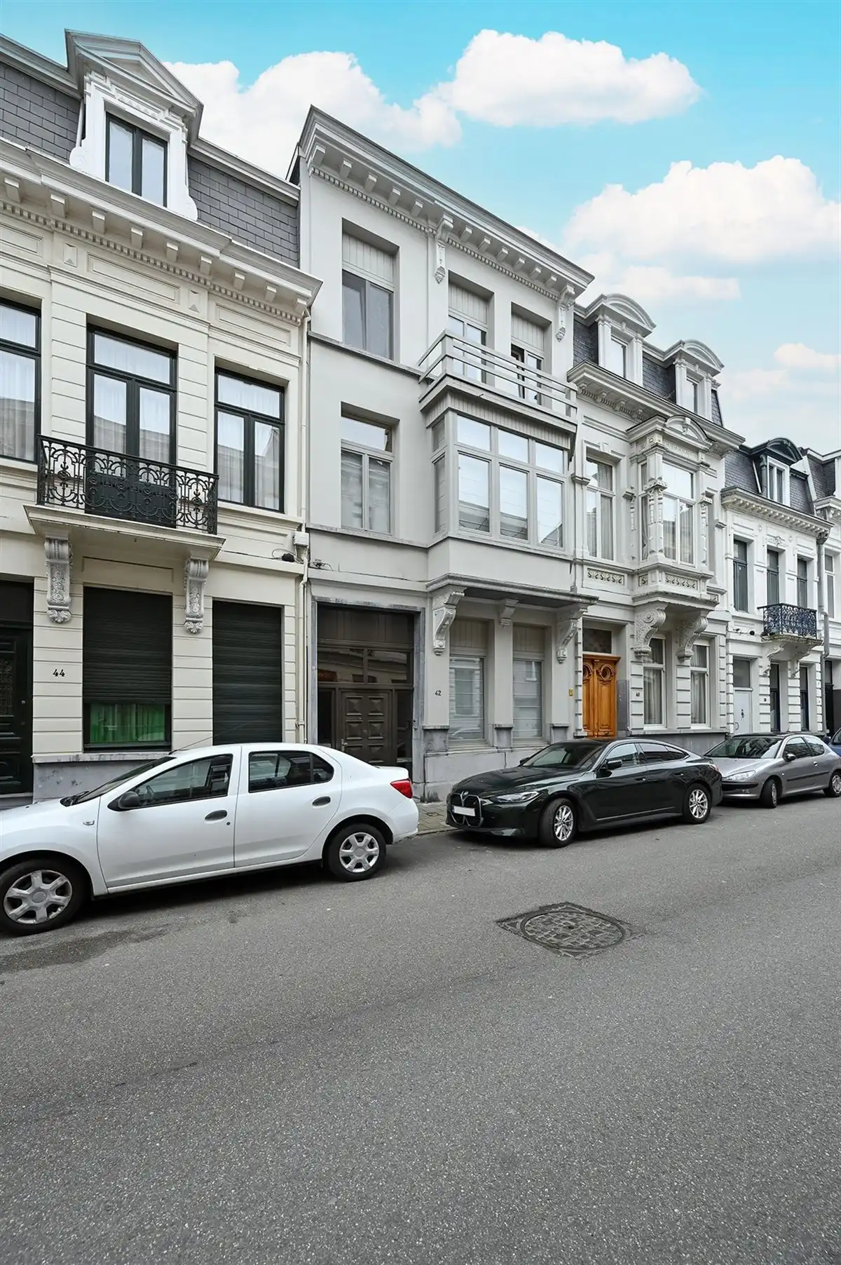 Mooie en gerenoveerde woning in populaire straat te Borgerhout foto 28