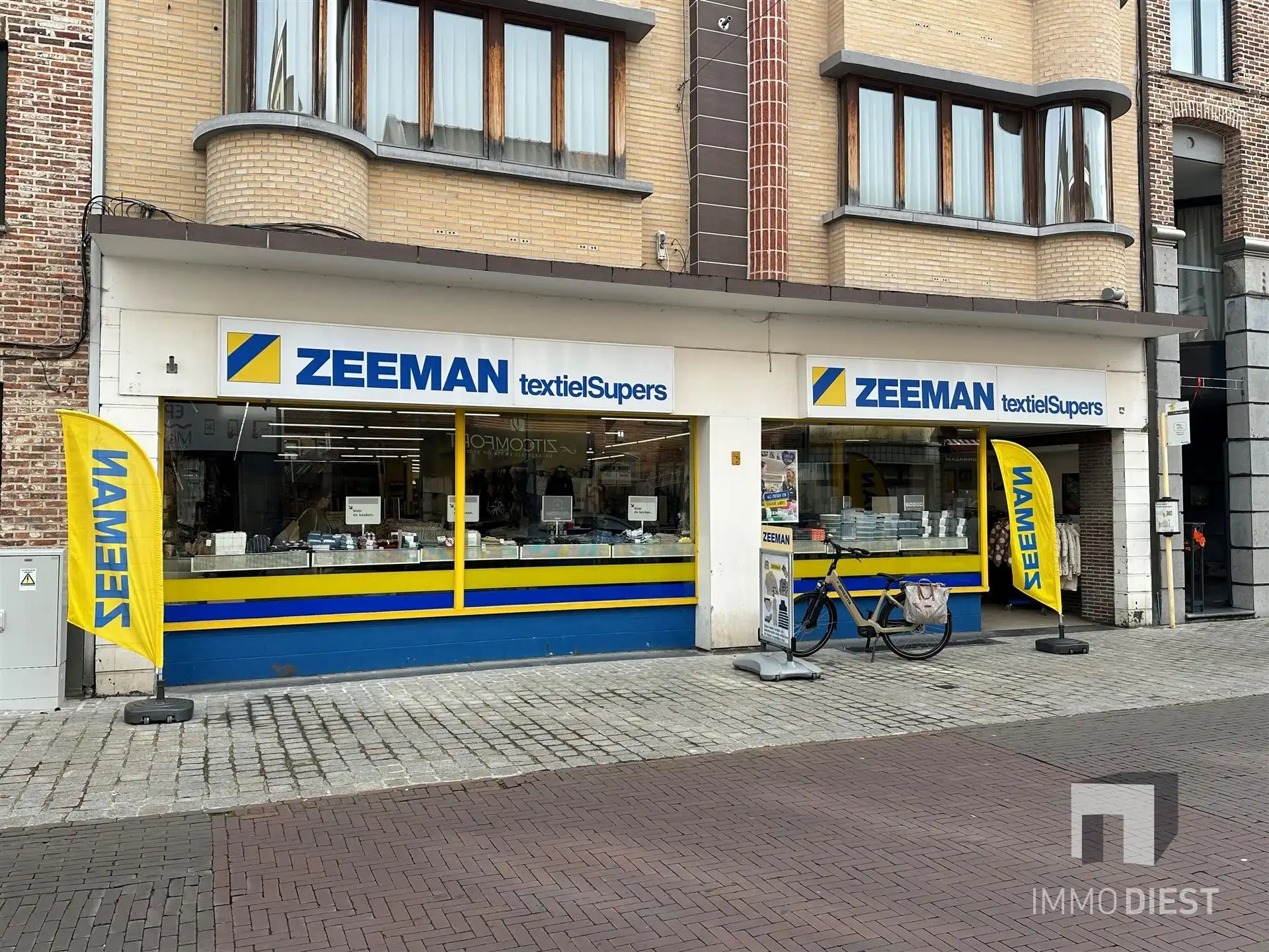 Retail met ca 260m² en constante huurder foto 3