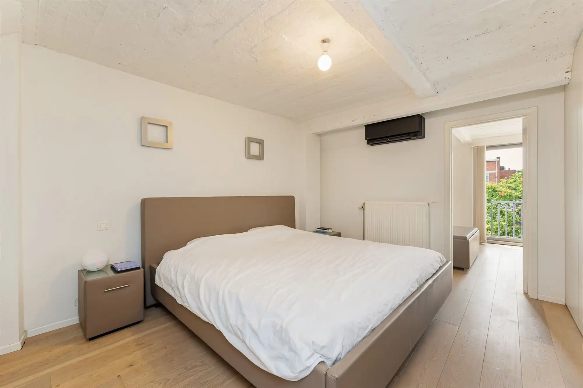 Triplex app. met 3 à 4 slpkmrs. en ruim terras foto 18