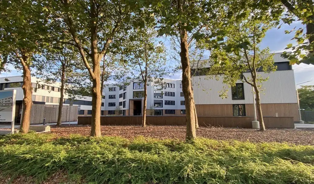 Instapklare kantoren te huur tegenoverTechnologiepark in Zwijnaarde foto 2