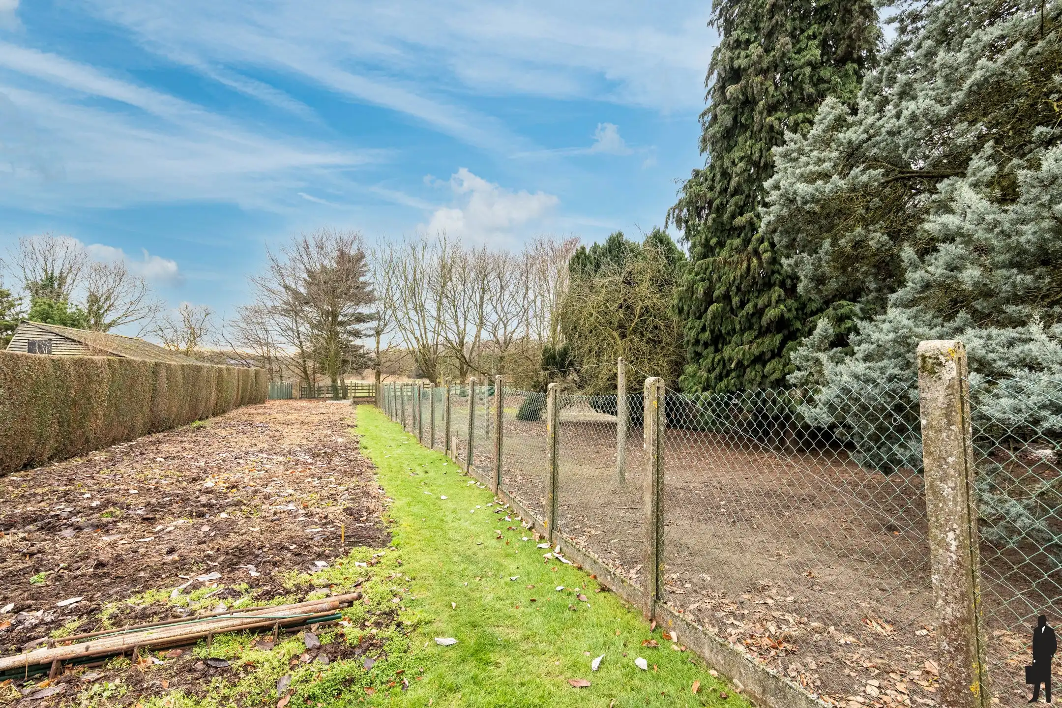 Uniek gelegen woning met 3 slpk. op zuidperceel van 2.609m² foto 20