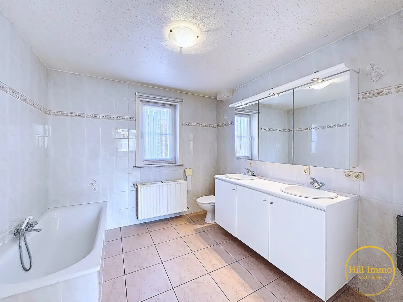 Te huur: dakappartement met garage in Langemark-Poelkapelle foto 5