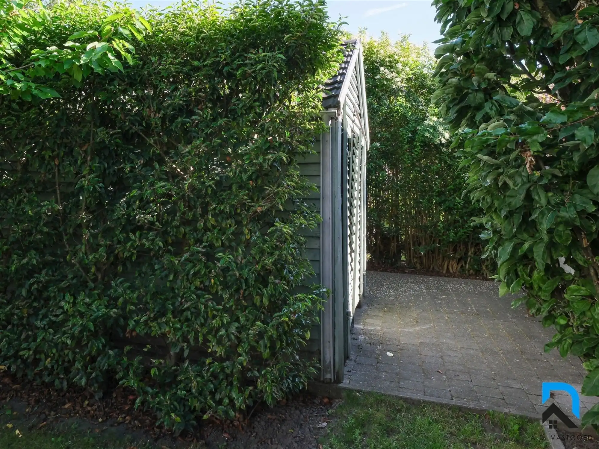 Gerenoveerde woning met tuin op toplocatie in Hasselt foto 26