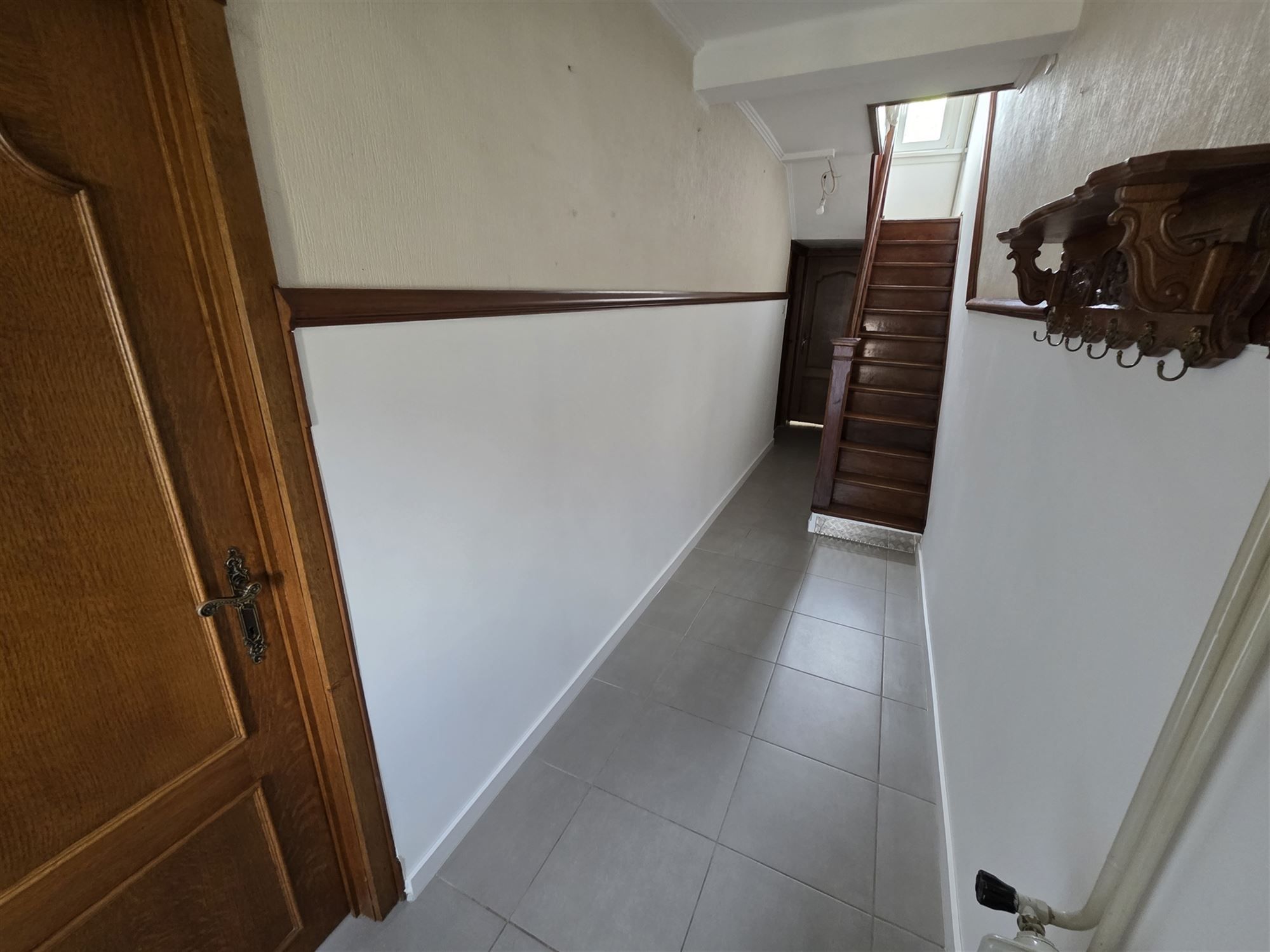 Woning met ruime tuin foto 2
