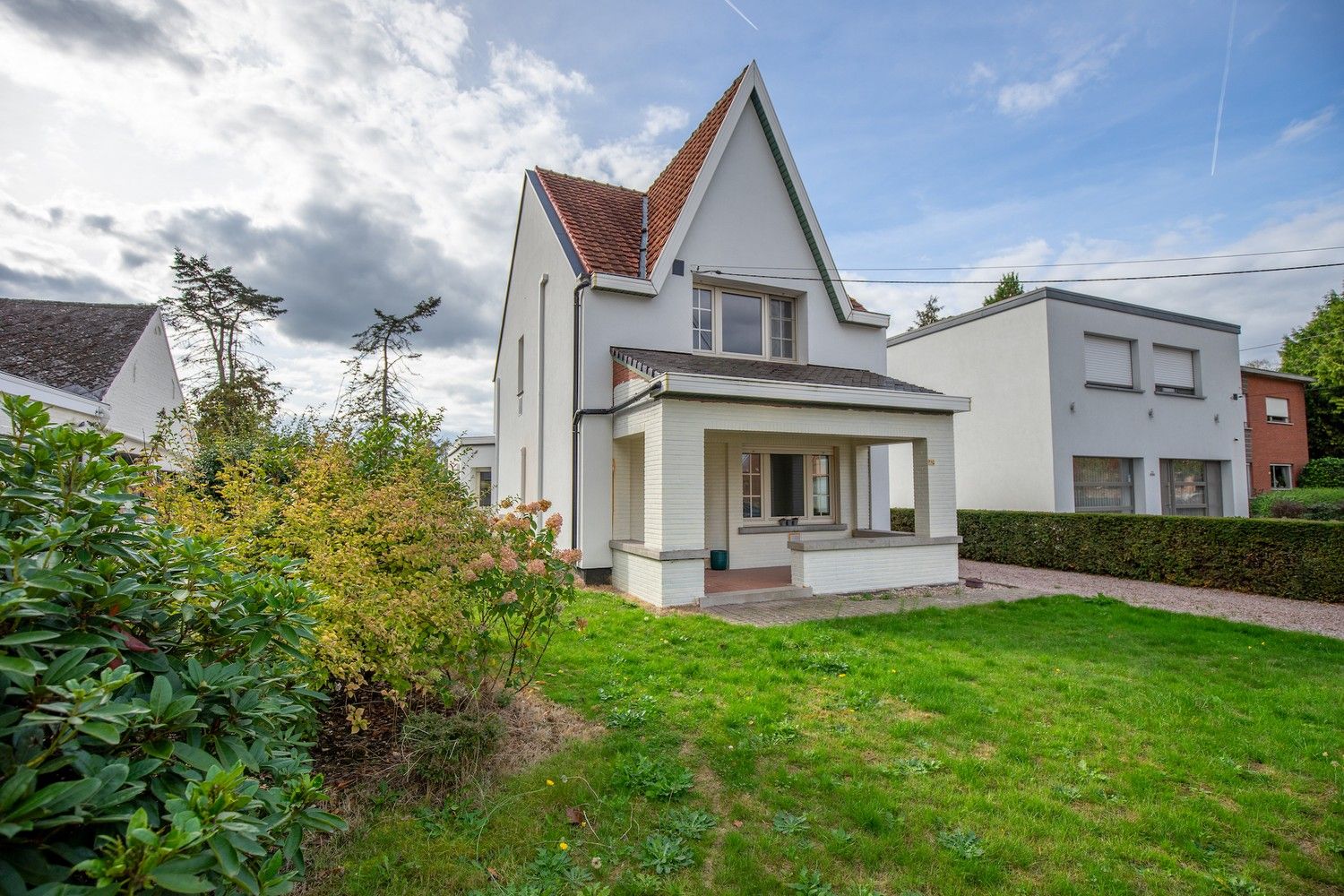 Energiezuinige open bebouwing met ruime tuin en garage te Haacht foto {{pictureIndex}}