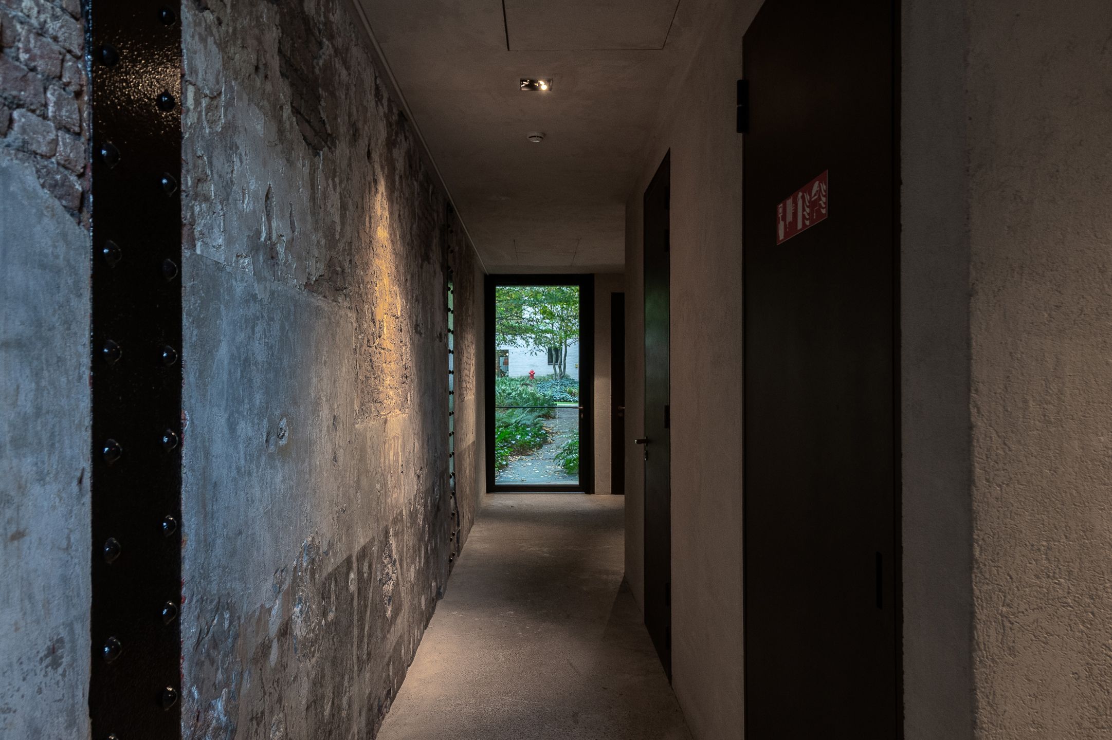 WIJNEGEM - Uitzonderlijk Vervoordt-appartement op Kanaalsite foto 26