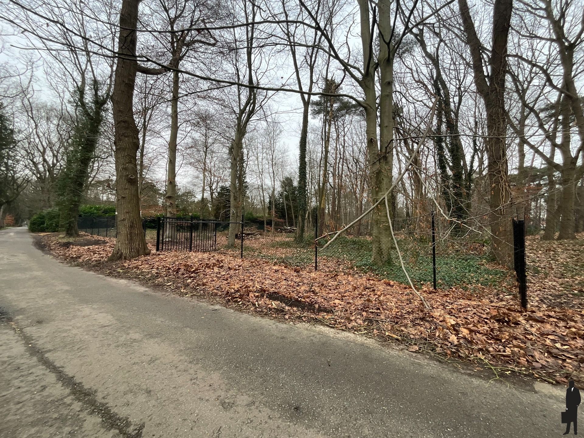 Villagrond op toplocatie! foto 4