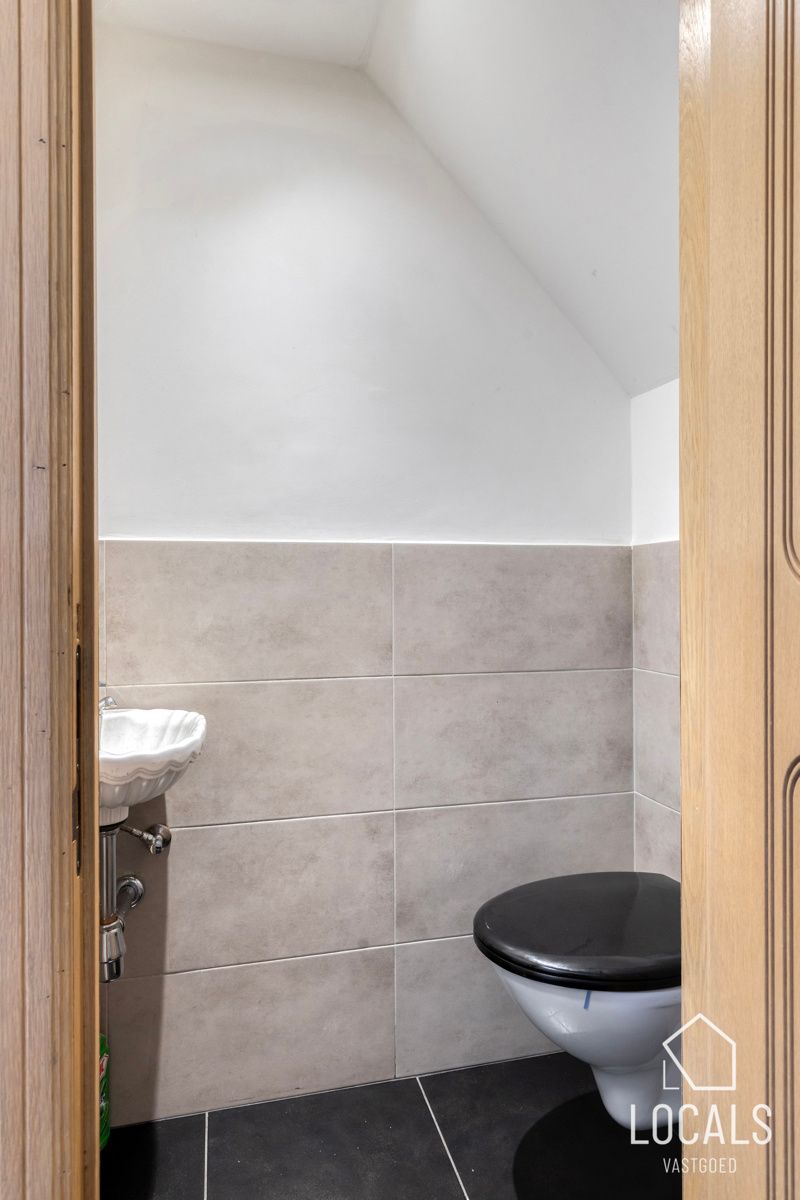 Instapklare woning met tuin, parking en modern wooncomfort foto 10