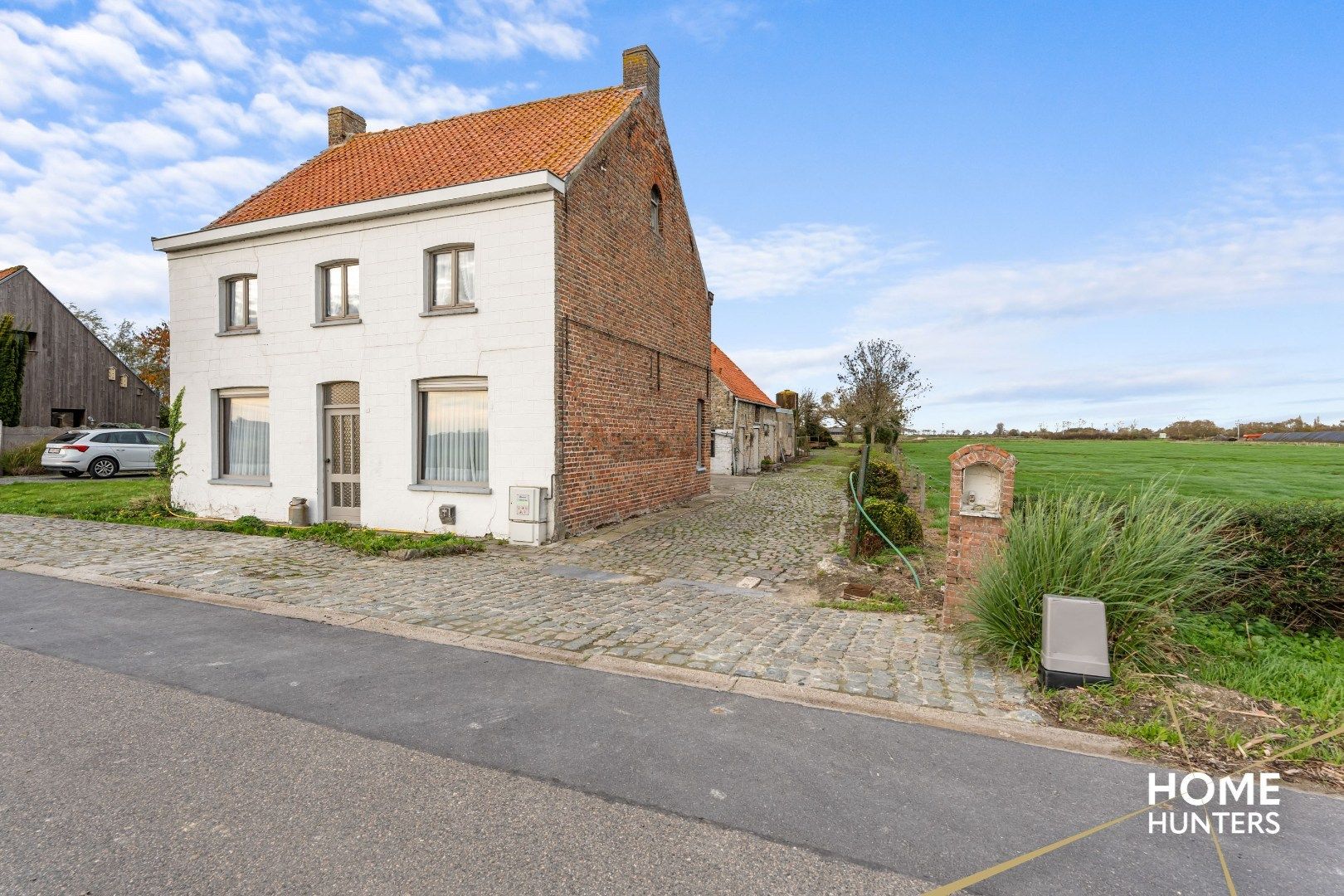 Landelijke woning op uiterst rustige ligging in Oostkerke! foto 2