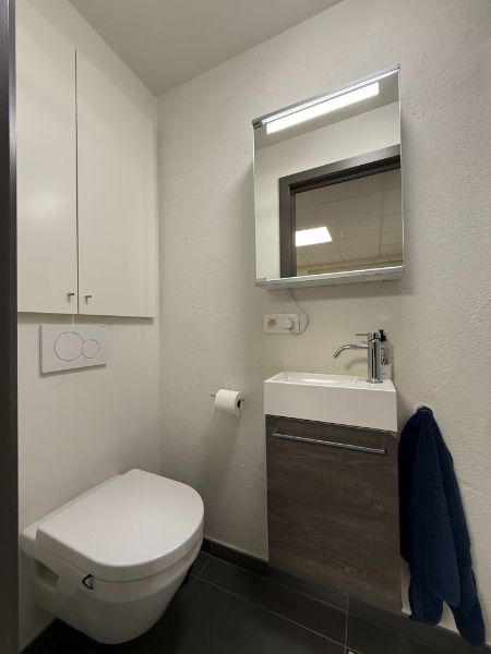 Smaakvol kantoor/praktijkruimte op commerciële ligging foto 11