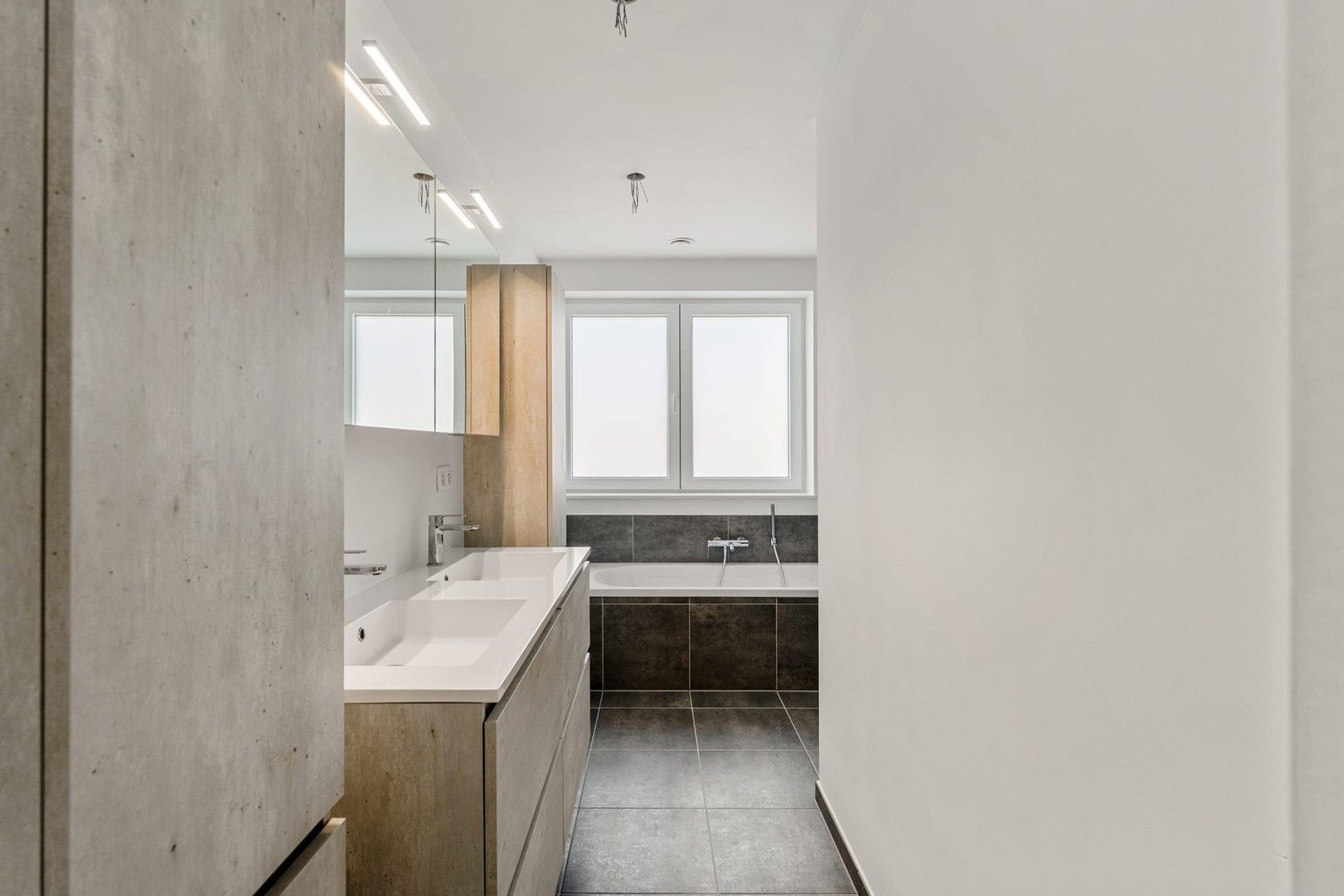 Stijlvolle energiezuinige nieuwbouwwoning met 5 slaapkamers te Hasselt foto 14