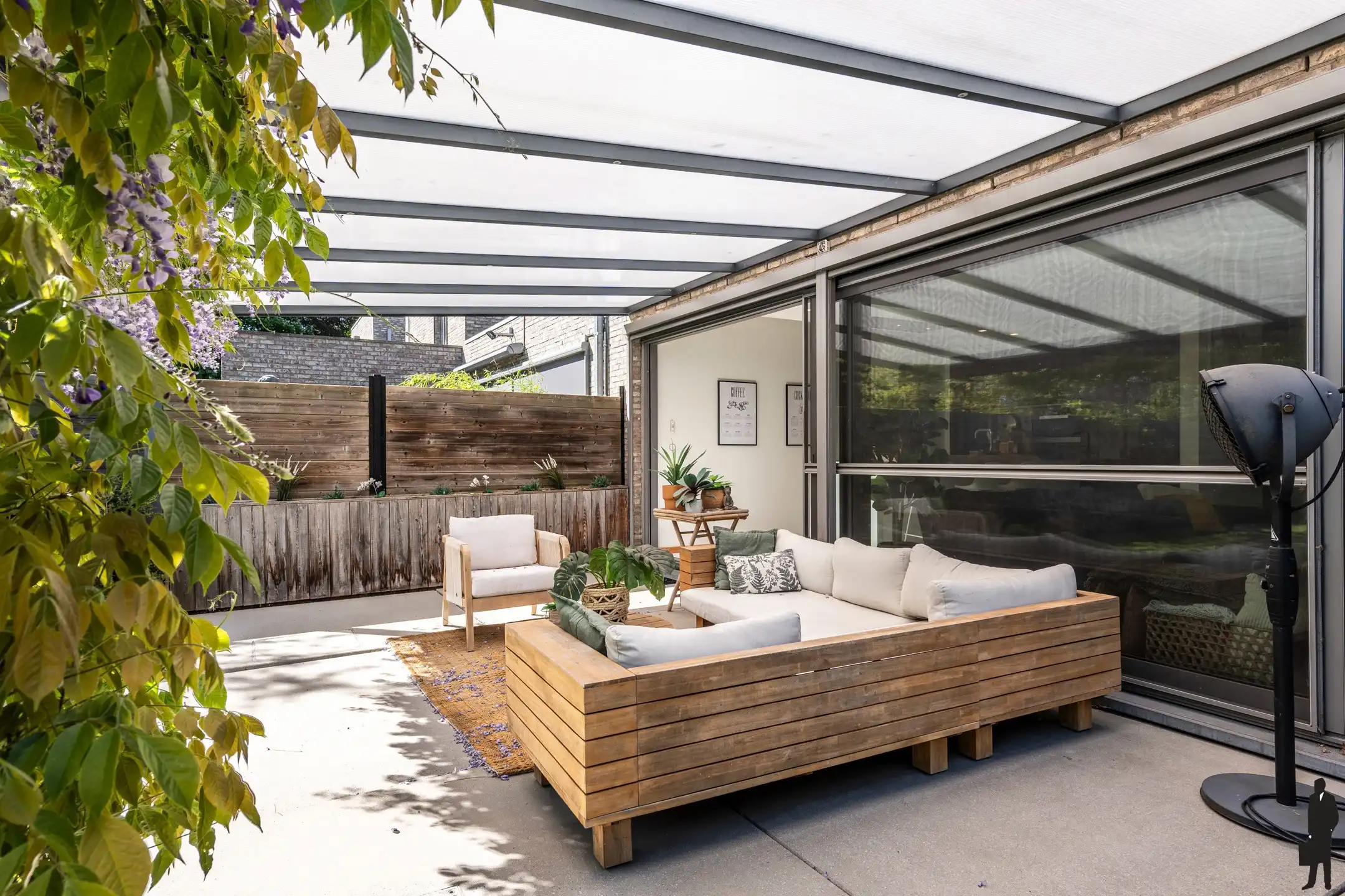 Luxueuze halfopen woning met verwarmd zwembad foto 24