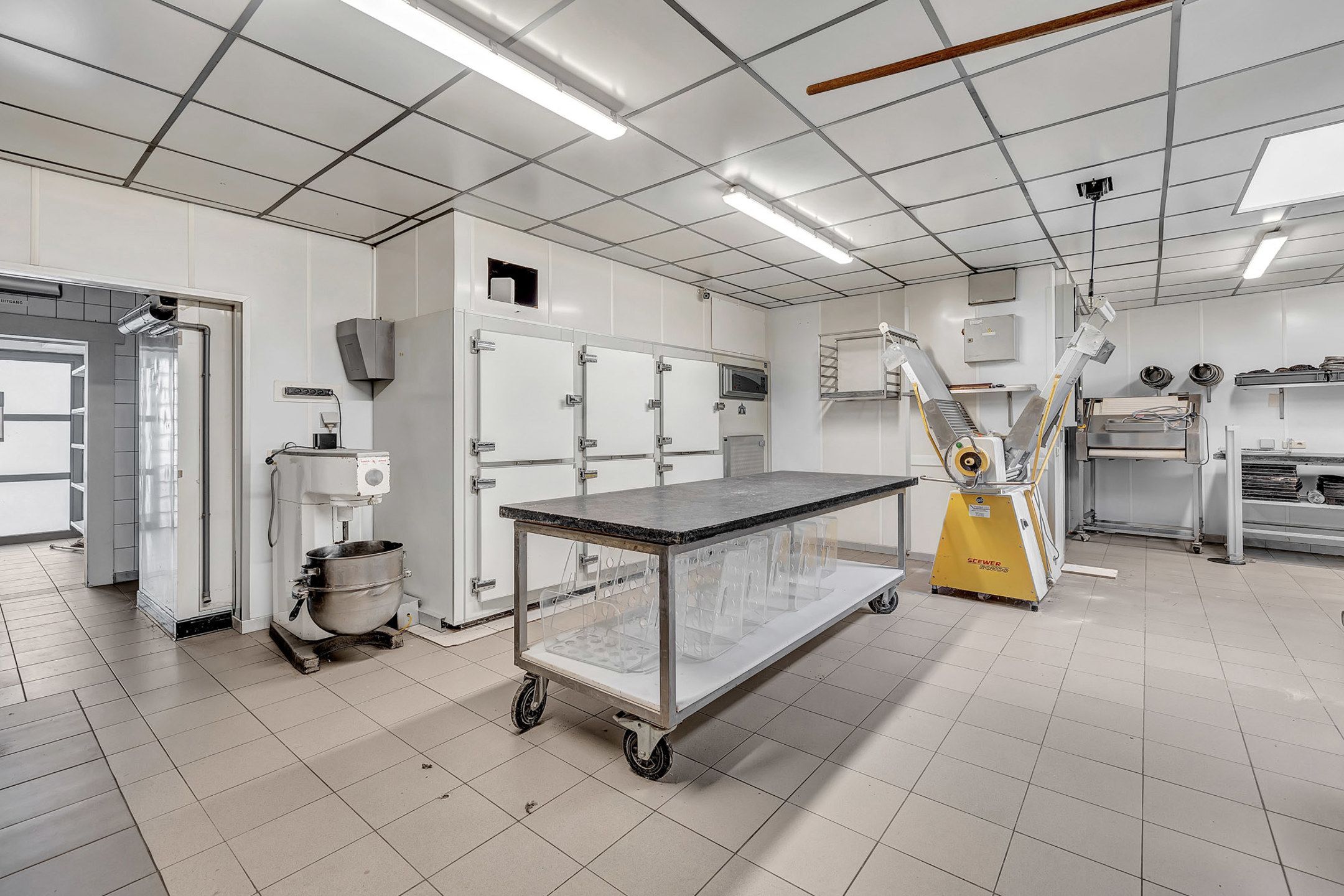 Unieke handelswoning in uitstekende staat foto 11