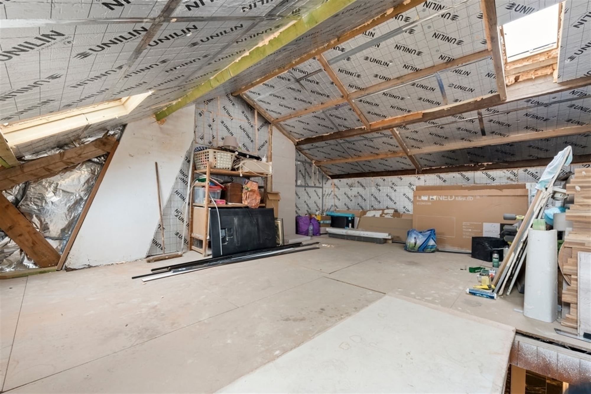 KNUSSE ENERGIEZUINIGE RIJWONING IN TONGEREN  foto 20