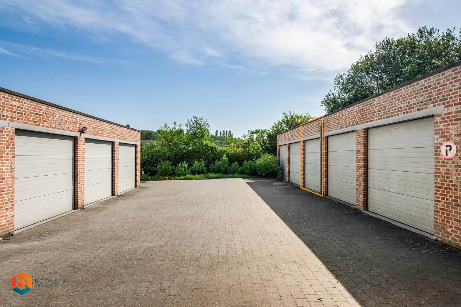 Gelijkvloers app. met terras en garagebox foto 15