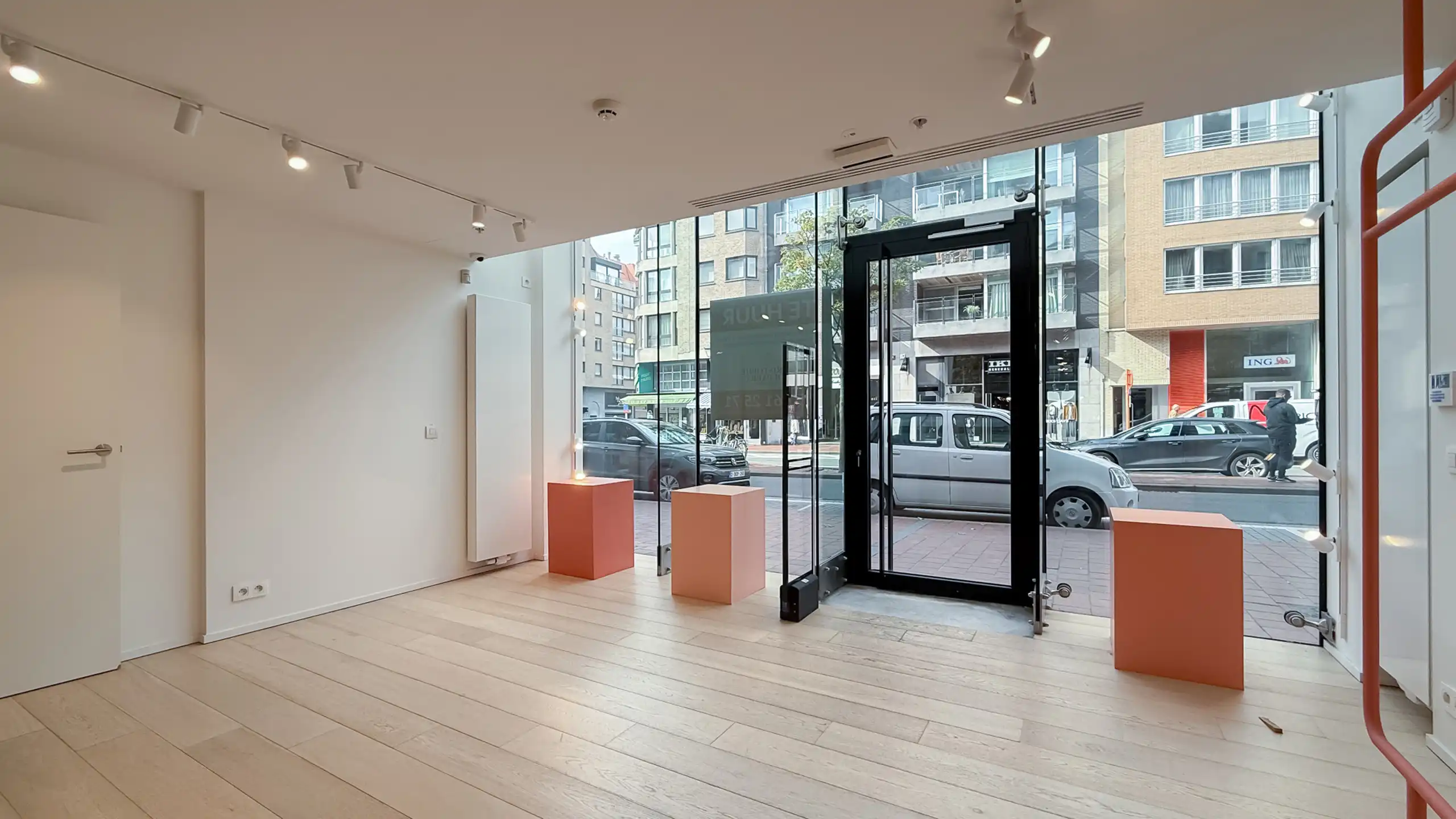 Exclusief winkelpand op toplocatie in de Lippenslaan... foto 5