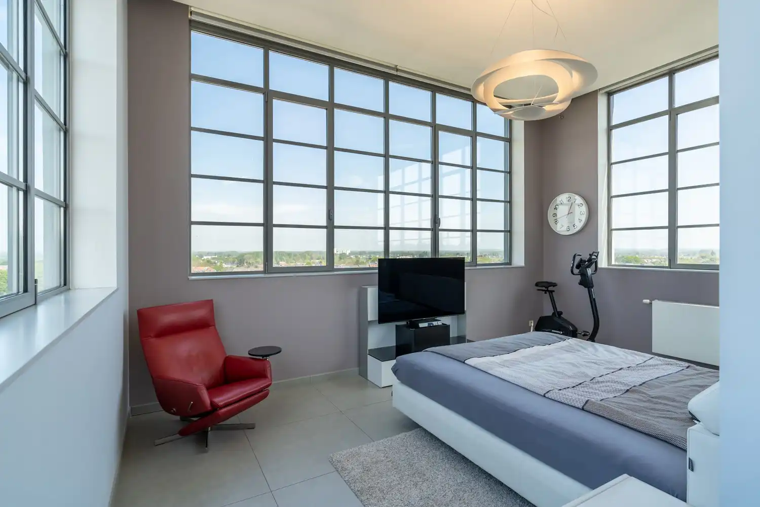 Unieke LOFT met 2 slaapkamers, een prachtig terras met een adembenemend vergezicht, 2 autostaanplaatsen en een bijzonder ruime berging aan de rand van Leuven en nabij het station van Herent! foto 16