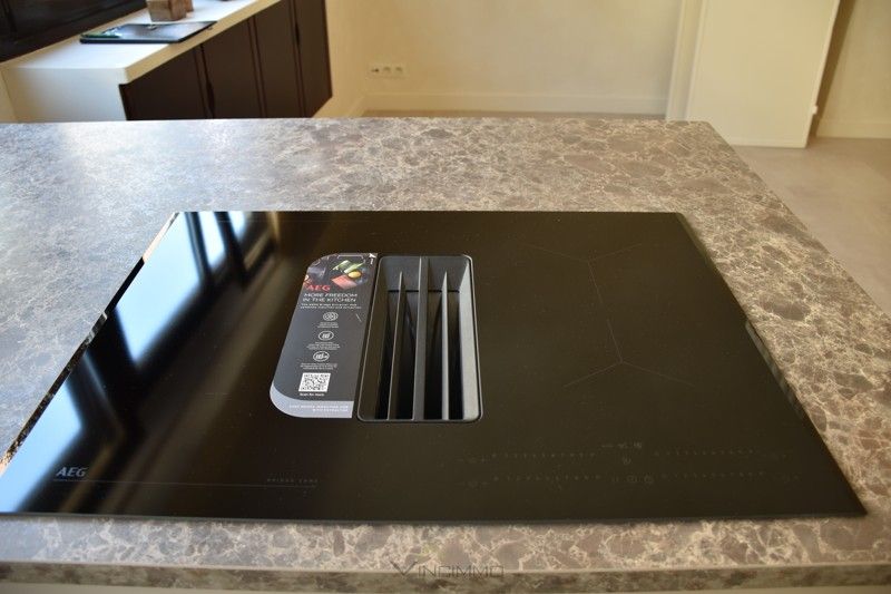 Instapklaar en recent gerenoveerd appartement met 2 slaapkamers en zongericht terras. foto 4